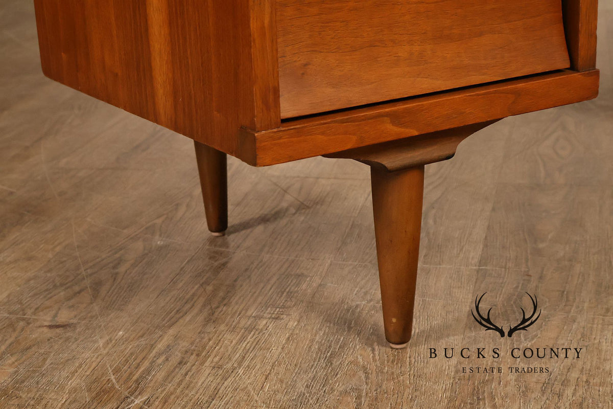Johnson Carper Mid Century Modern Walnut Desk