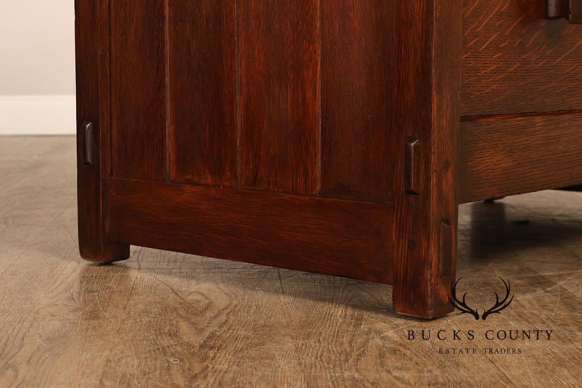 Antique Gustav Stickley Oak Chest of Drawers #626