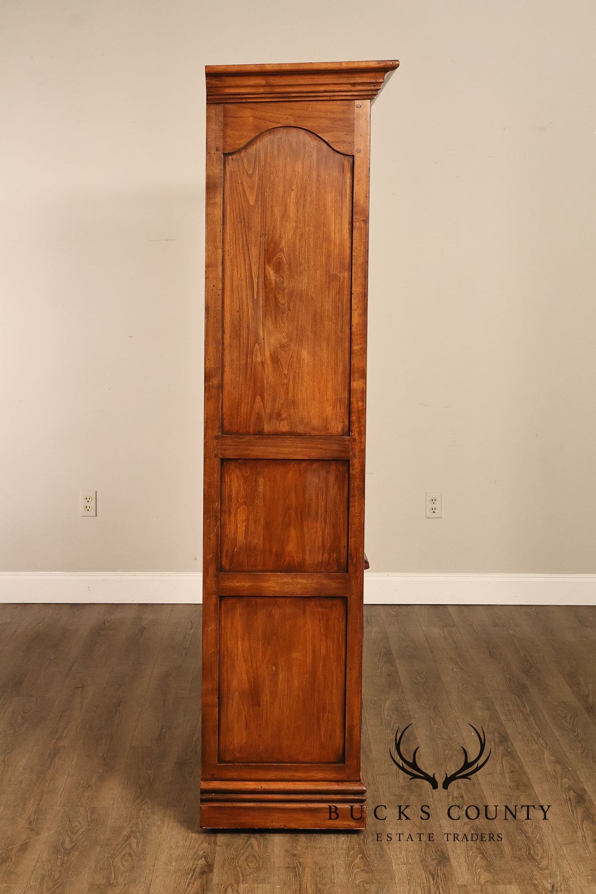 Guy Chaddock Furniture Pair Of Tall Open Bookcases With Two Door Cabinets