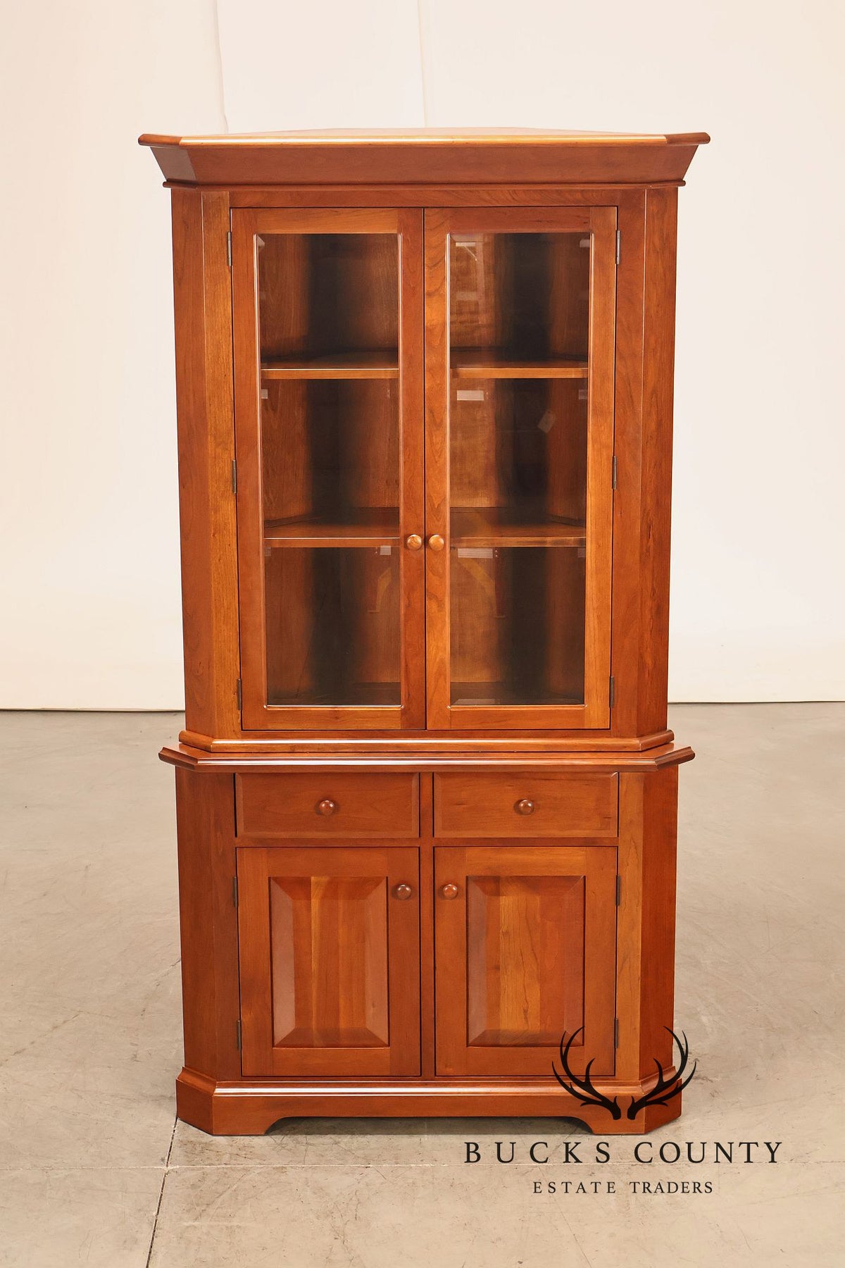 Hunt Country Furniture Cherry Corner Cabinet With Beveled Glass Doors
