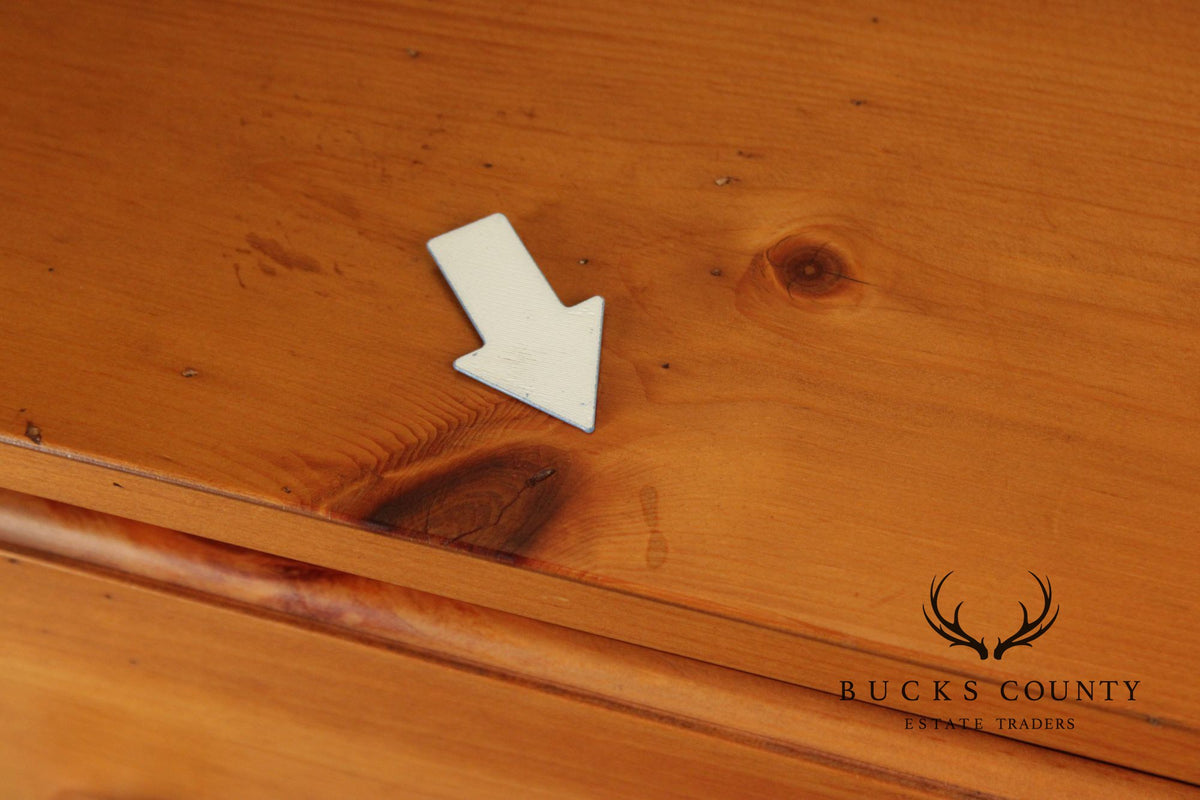 Lane 'The America Collection' Pine Dresser