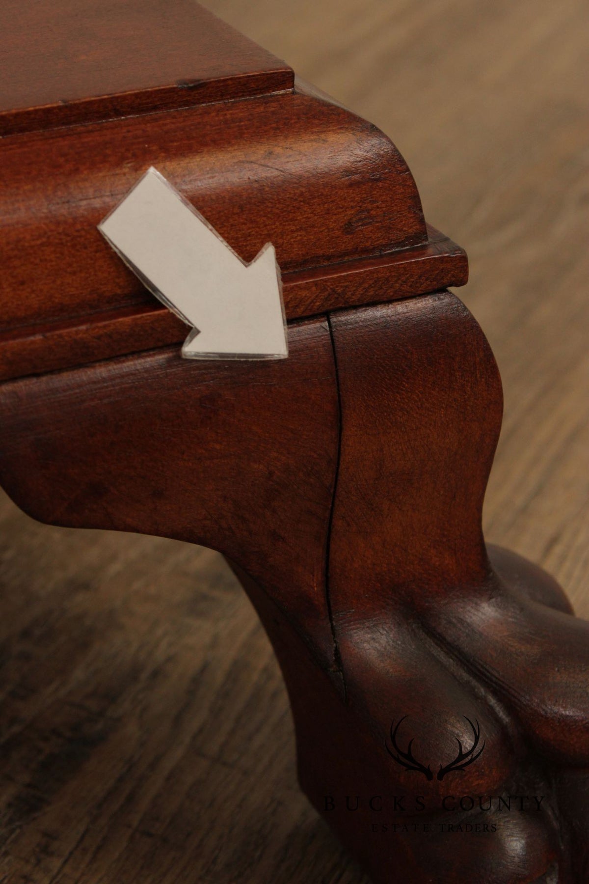 Traditional Mahogany Pedestal Plant Stand with Claw Feet