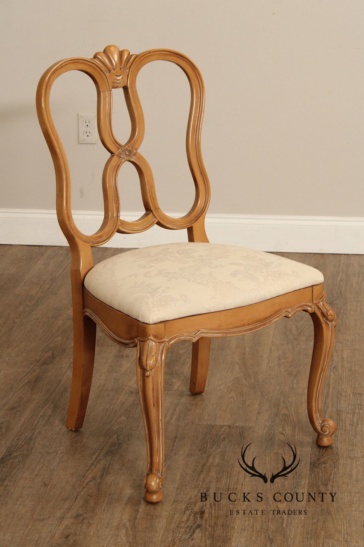Italian Provincial Style Vintage Set of Eight Carved Dining Chairs
