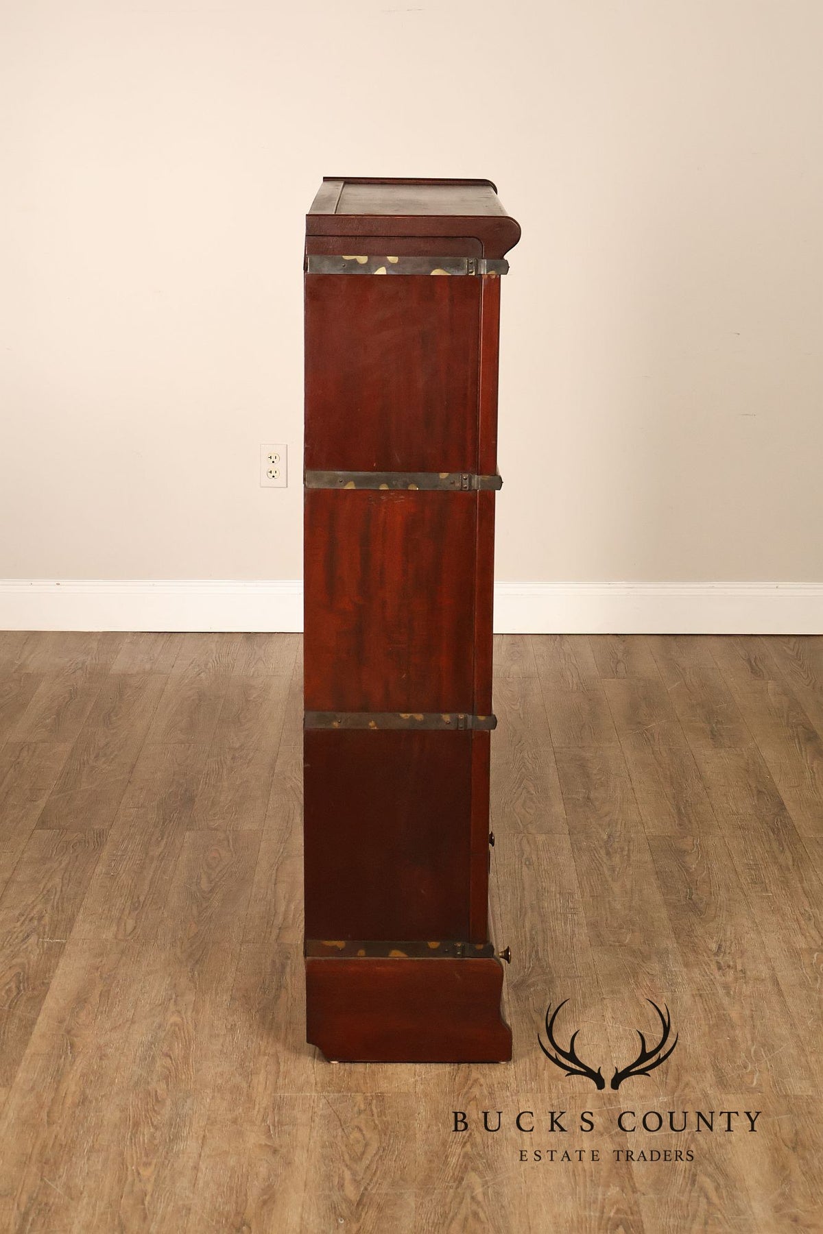 Globe Wernicke Pair of Mahogany Three Section Barrister Bookcases