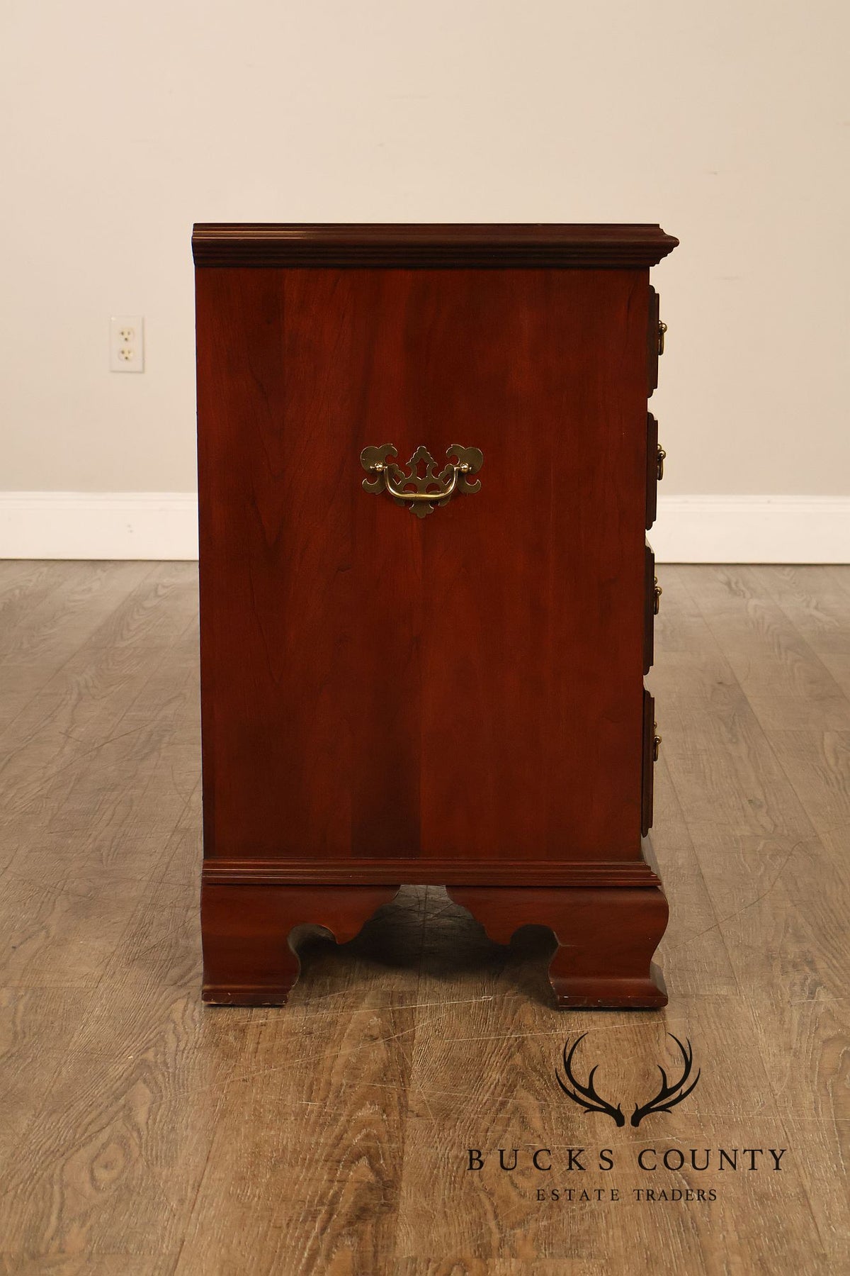 Ethan Allen Georgian Court Collection Pair Of Cherry Nightstands