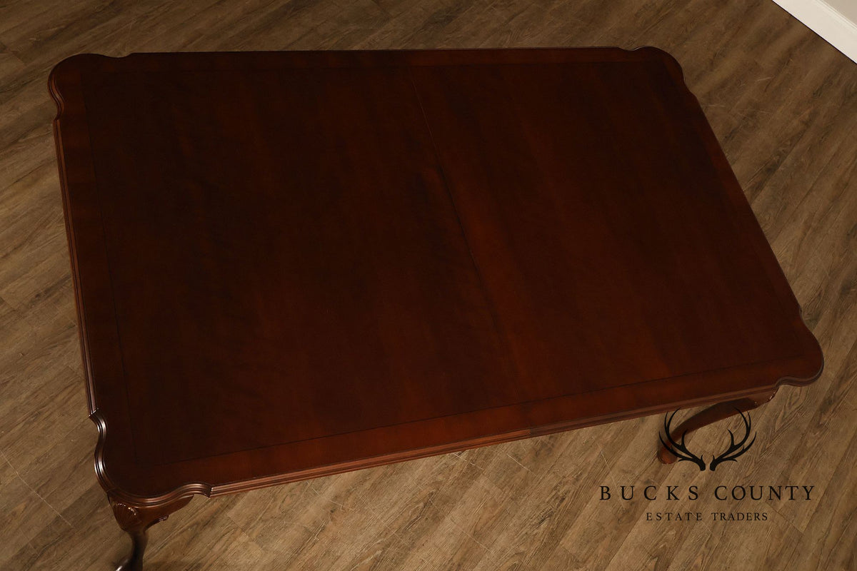 Ethan Allen Queen Anne Style Expandable Cherry Dining Table