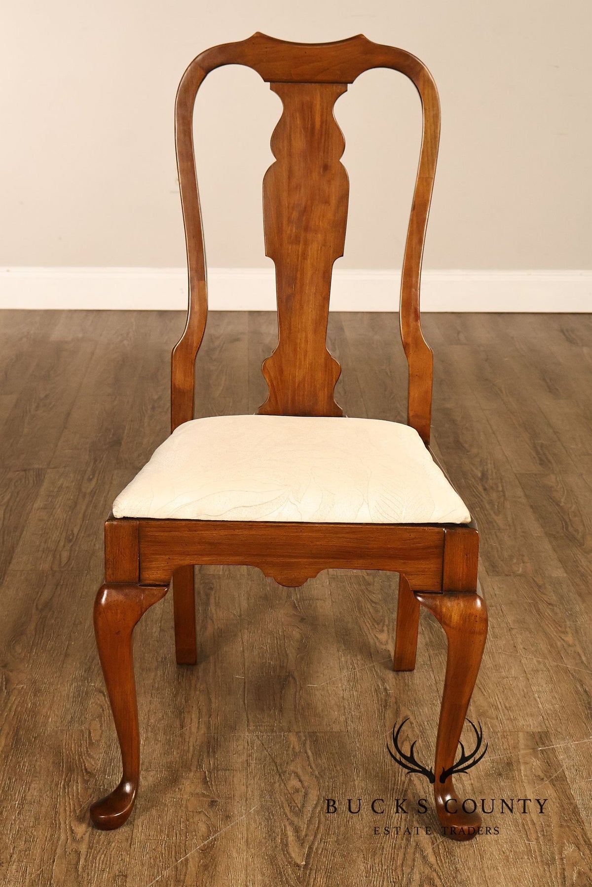 Pennsylvania House Queen Anne Style Set of Six Cherry Dining Chairs