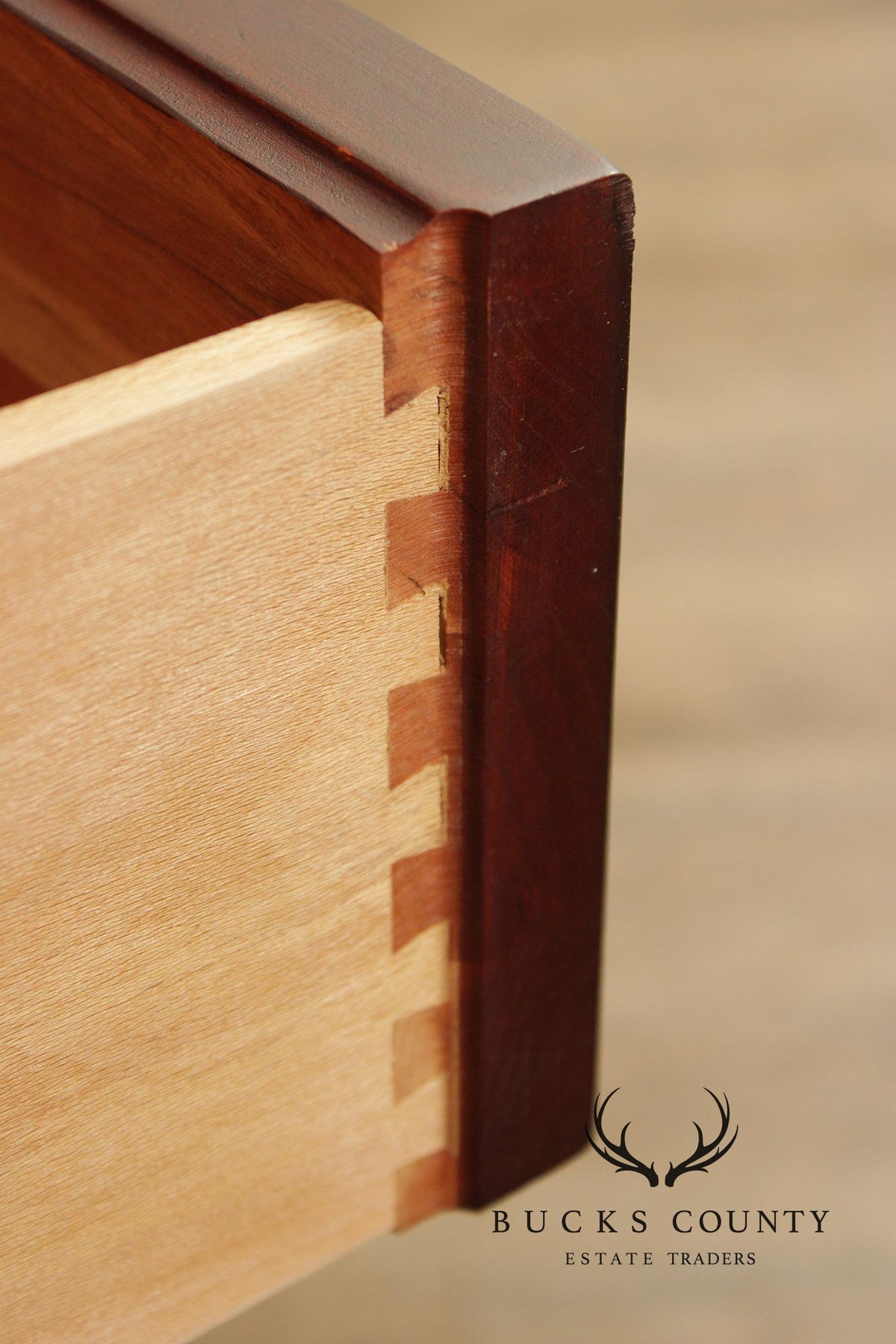 Lineage Chippendale Style Mahogany Blockfront Chest