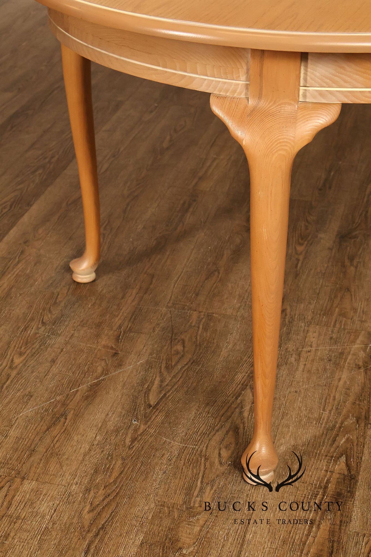 Vintage Hespeler Furniture Dining Table With Two Leaves And Six Dining Chairs
