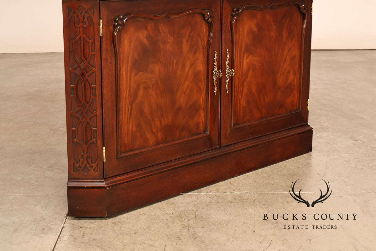 Henkel Harris Mahogany Chippendale Style Corner China Cabinet