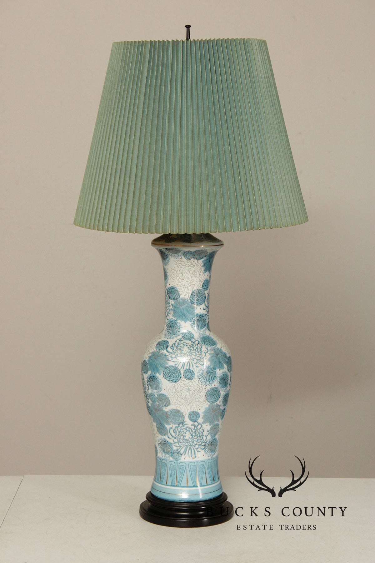 Marbro Lamp Company Asian Style Porcelain Table Lamp