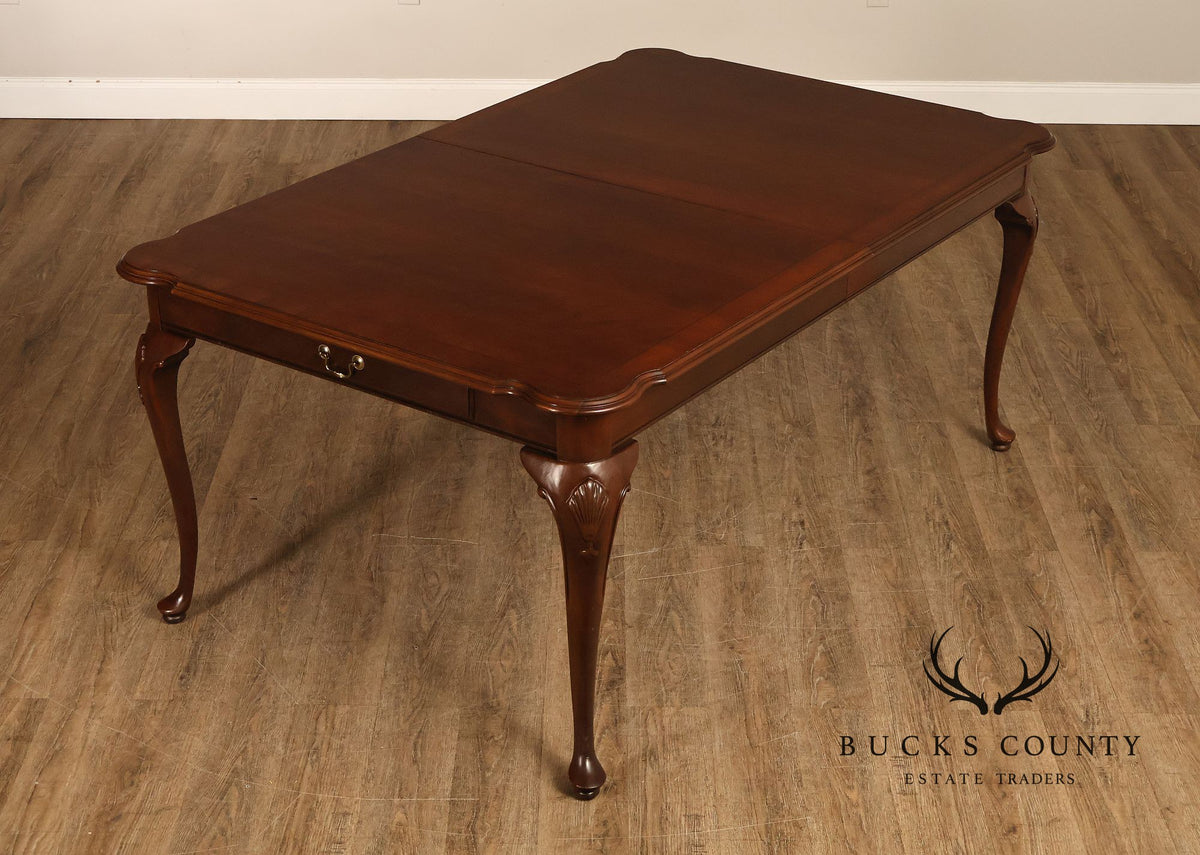Ethan Allen Queen Anne Style Expandable Cherry Dining Table