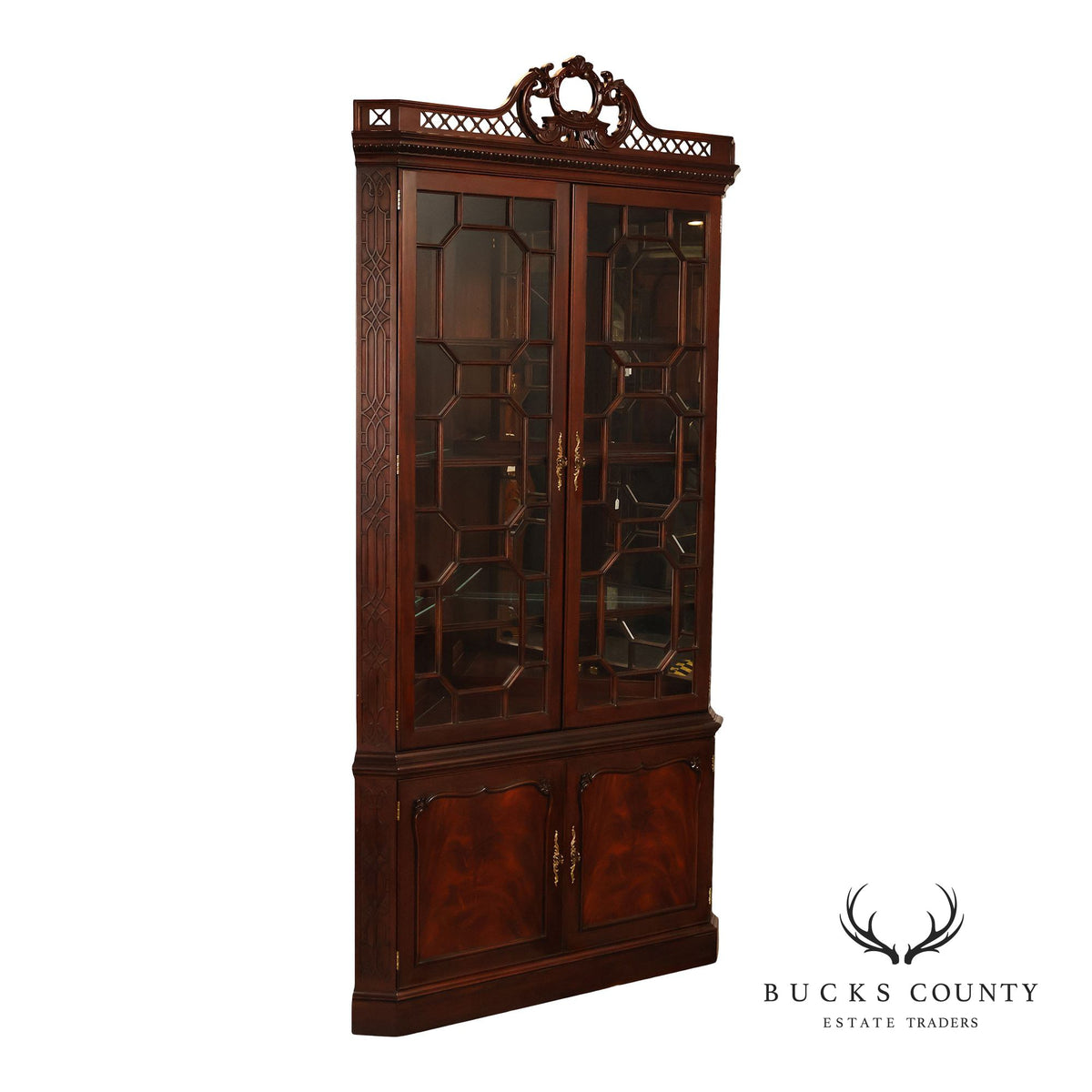 Henkel Harris Chippendale Style Genuine Mahogany Corner Cabinet