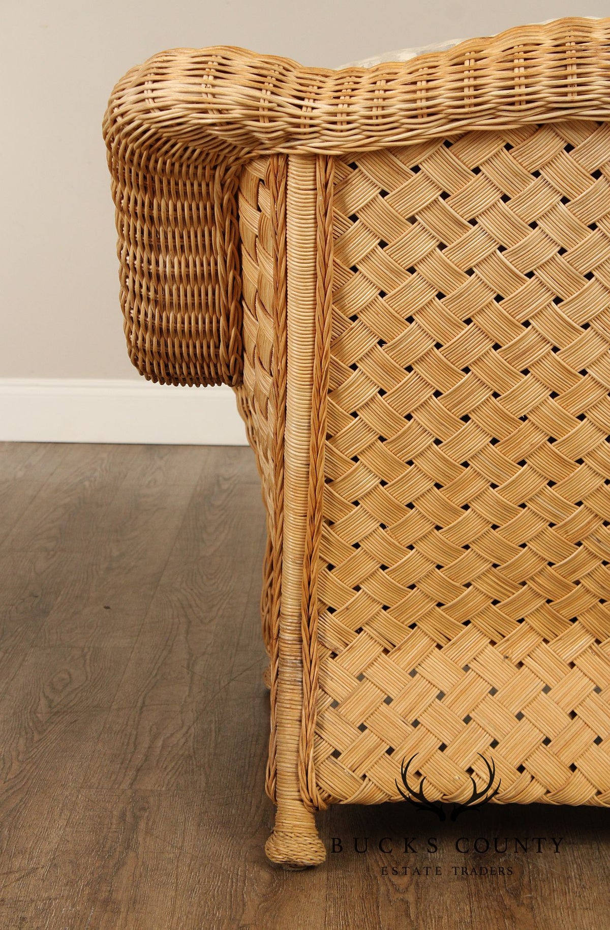 Quality Vintage Wicker Loveseat Sofa
