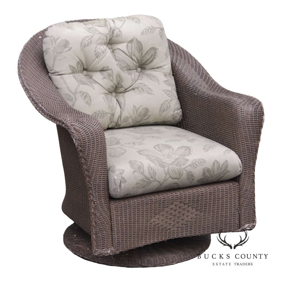 Lloyd Loom Outdoor Swivel Rocking Wicker Lounge Chair