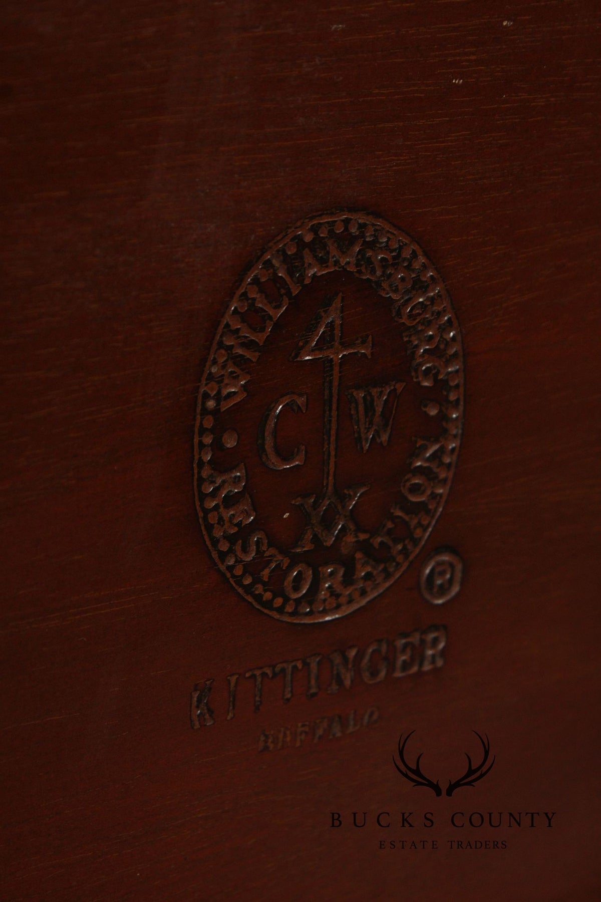 Kittinger Colonial Williamsburg Mahogany Tilt Top Tea Table