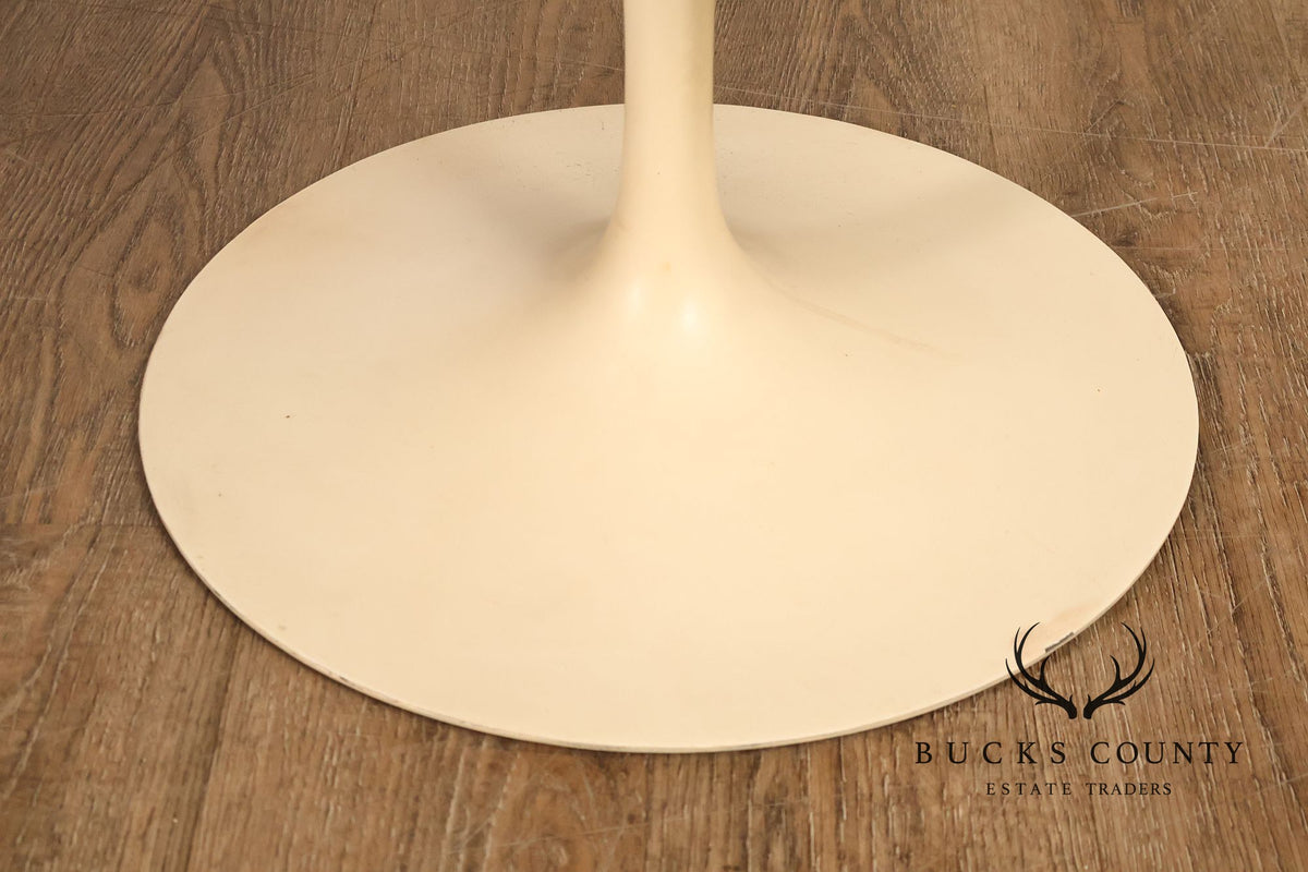Eero Saarinen Mid Century Modern Tulip Armchair