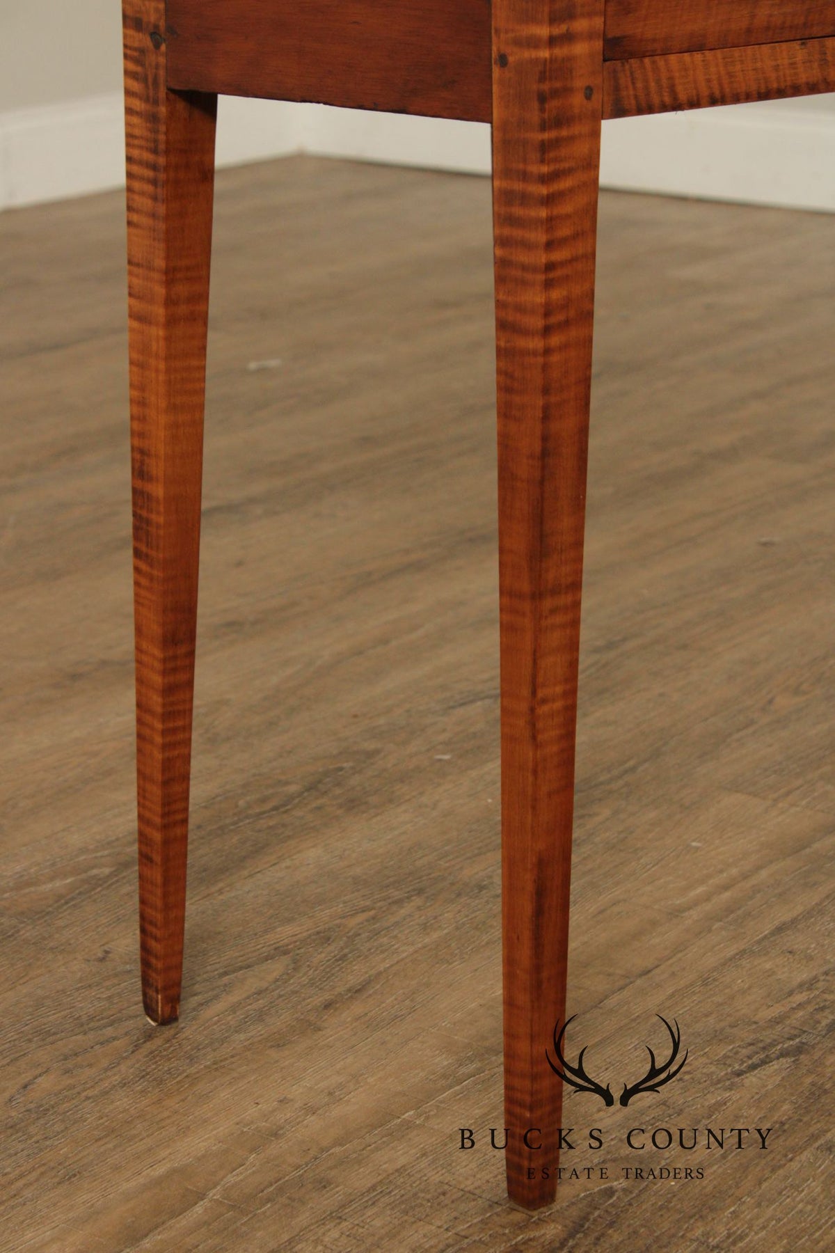 Antique American Federal Period Tiger Maple End Table