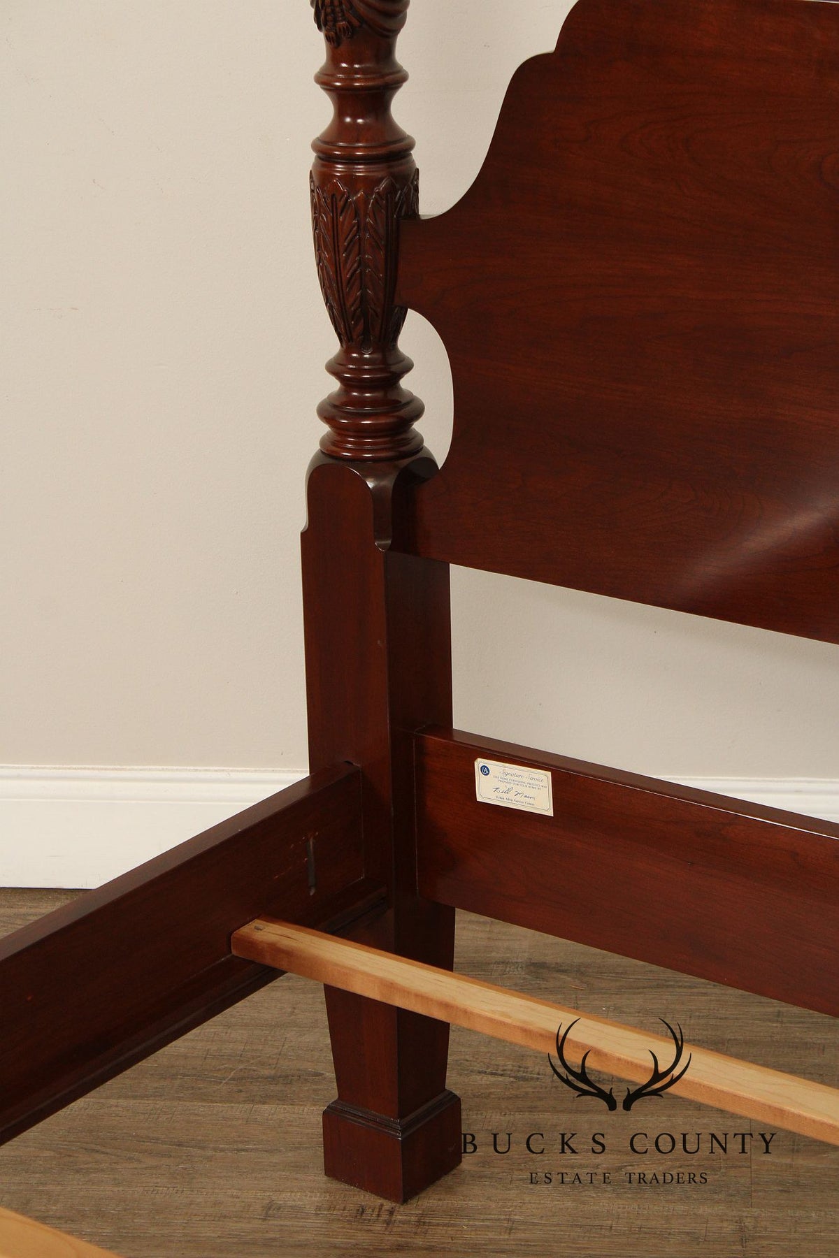 Ethan Allen 'Georgian Court' Cherry Rice Carved Queen Size Poster Bed
