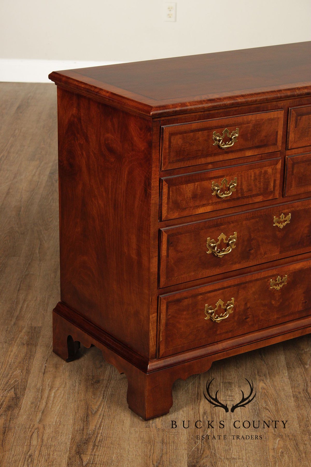 Henredon Aston Court Mahogany Ten Drawer Dresser