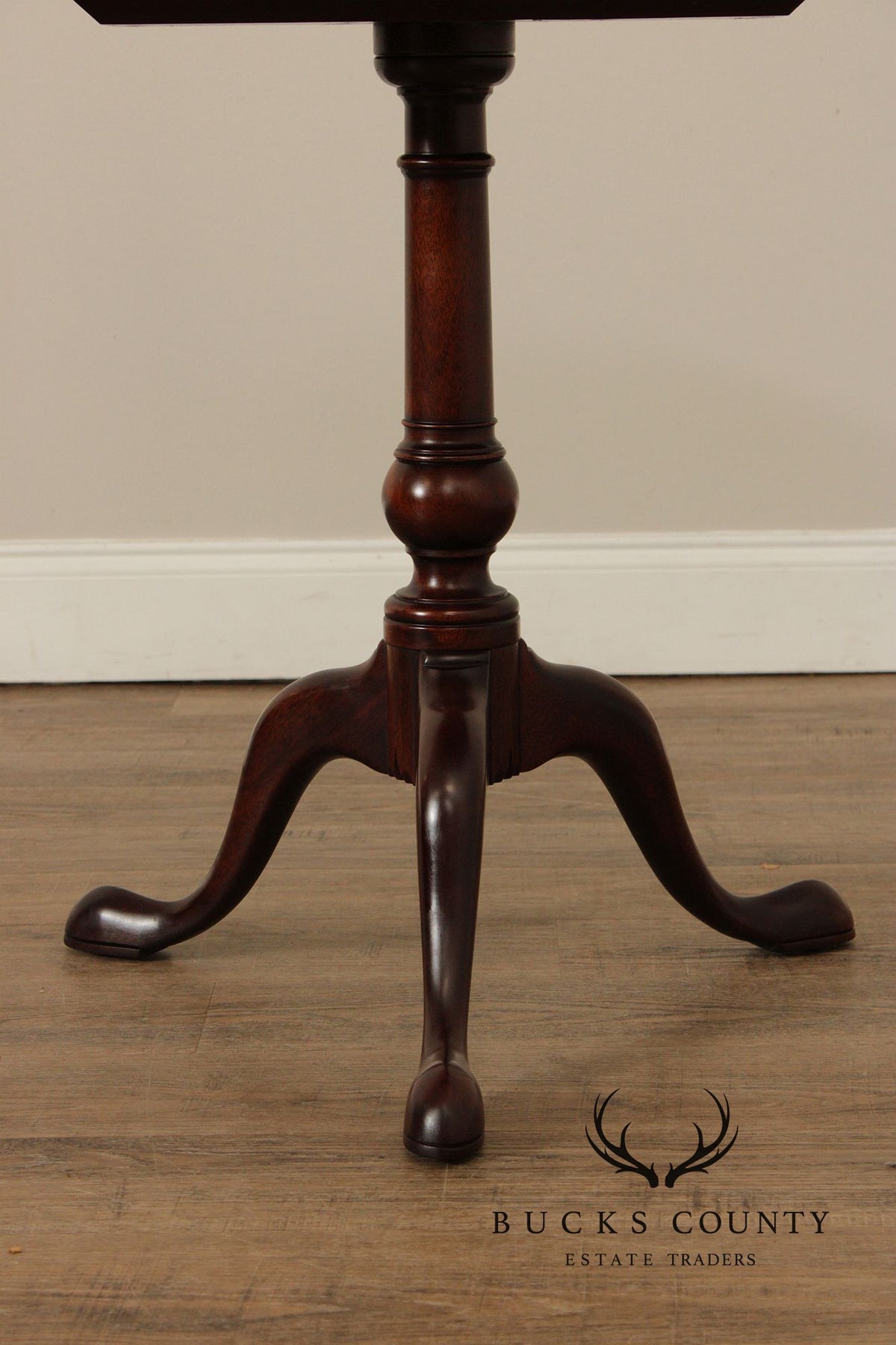 Stickley Federal Style Mahogany Pie Crust Tea Table
