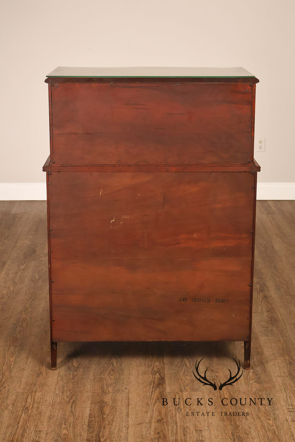 1940;s French Style Flame Mahogany Serpentine Chest-On-Chest