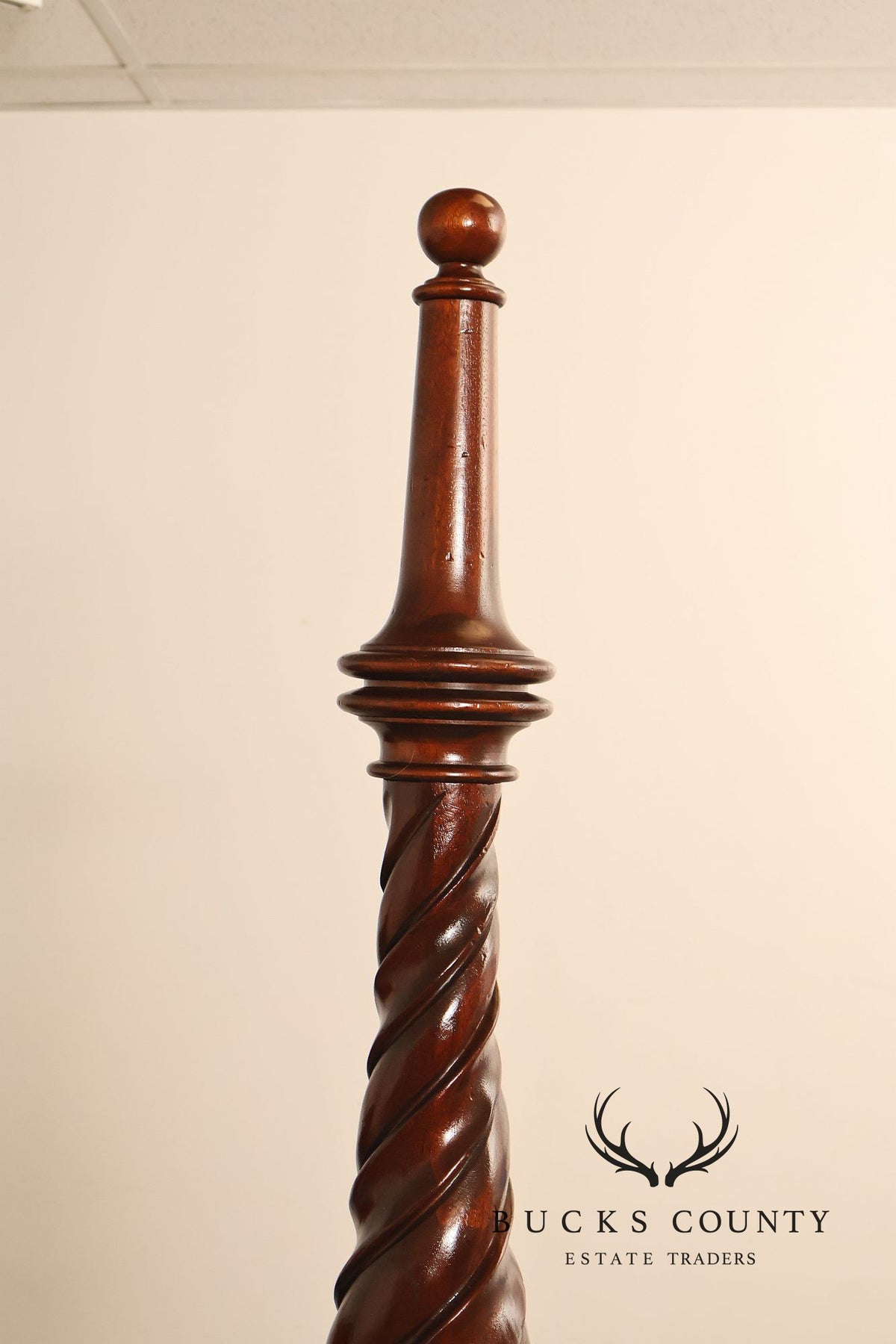 Lexington Furniture Carved Mahogany King Four Poster Bed