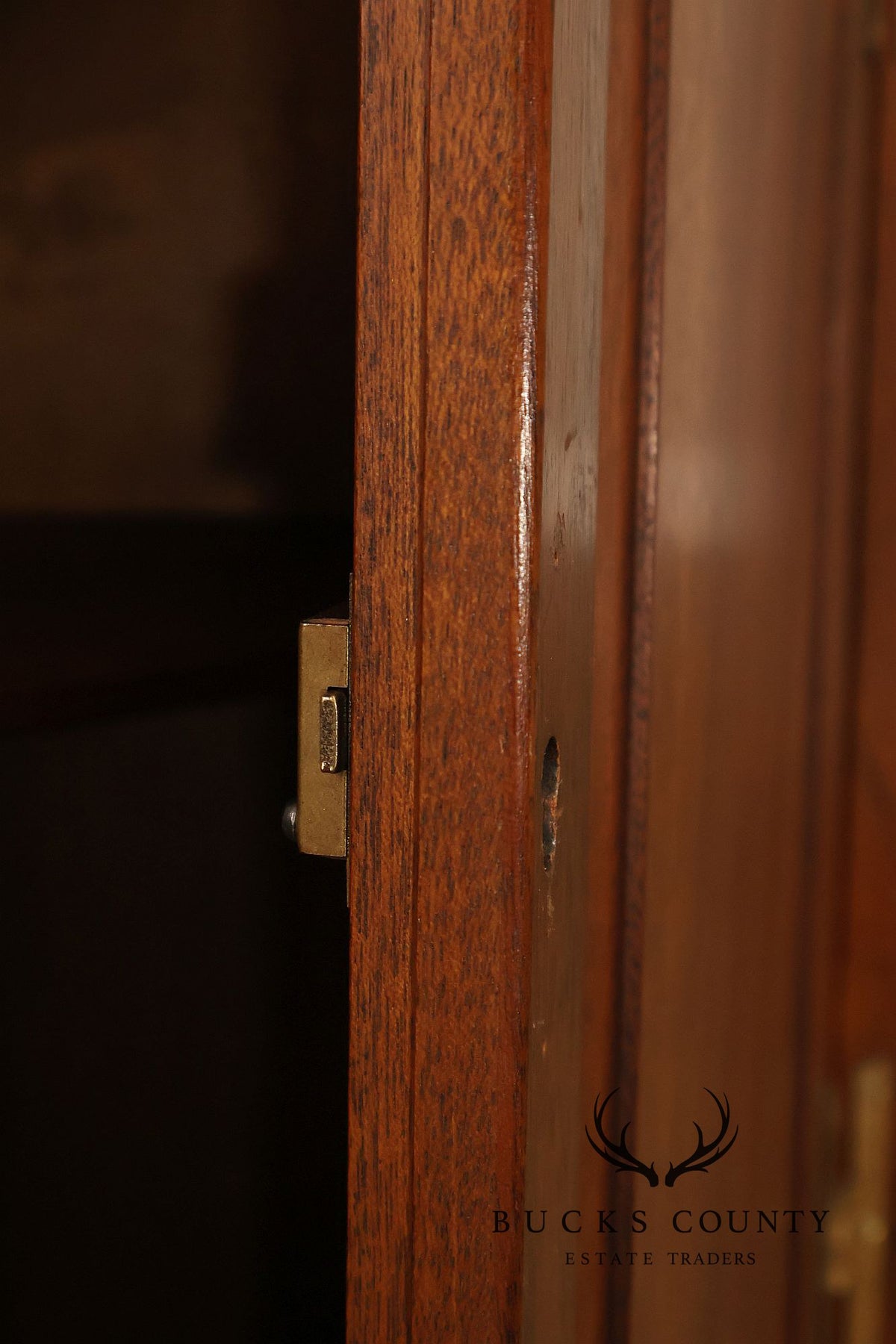Henkel Harris Solid Mahogany Federal Style Corner Cabinet