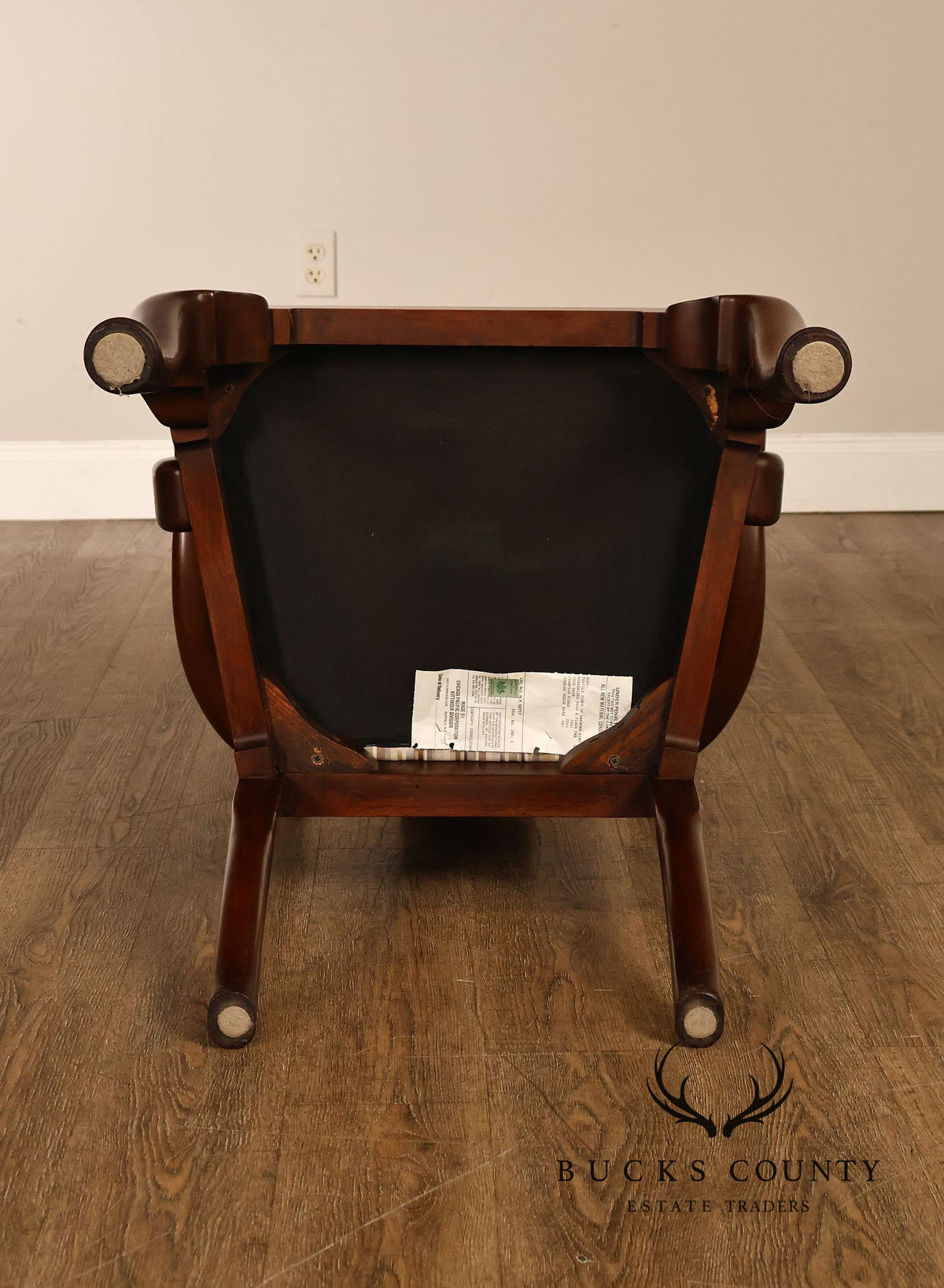 Kittinger Queen Anne Style Pair of Mahogany Gooseneck Armchairs