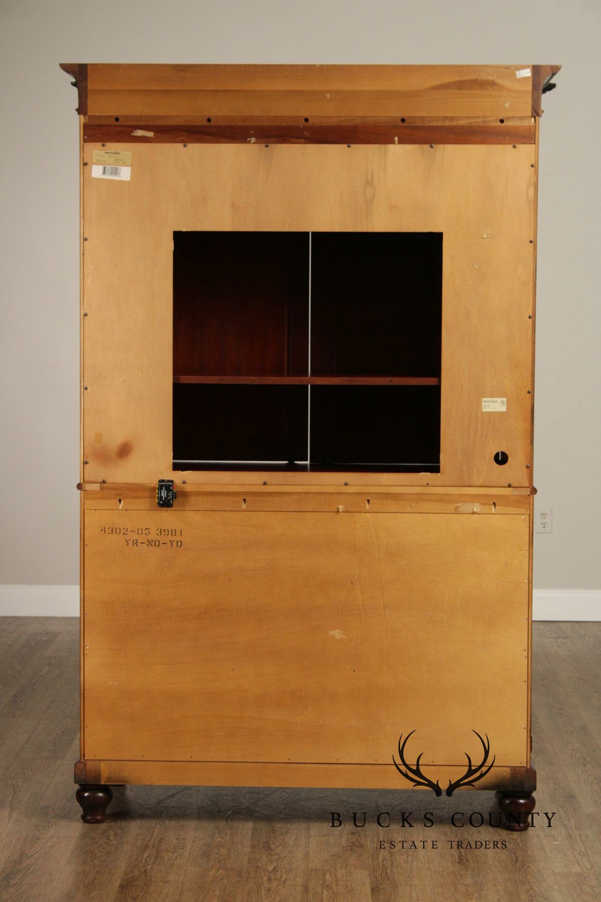Henredon Carlyle Collection Mahogany Armoire Cabinet