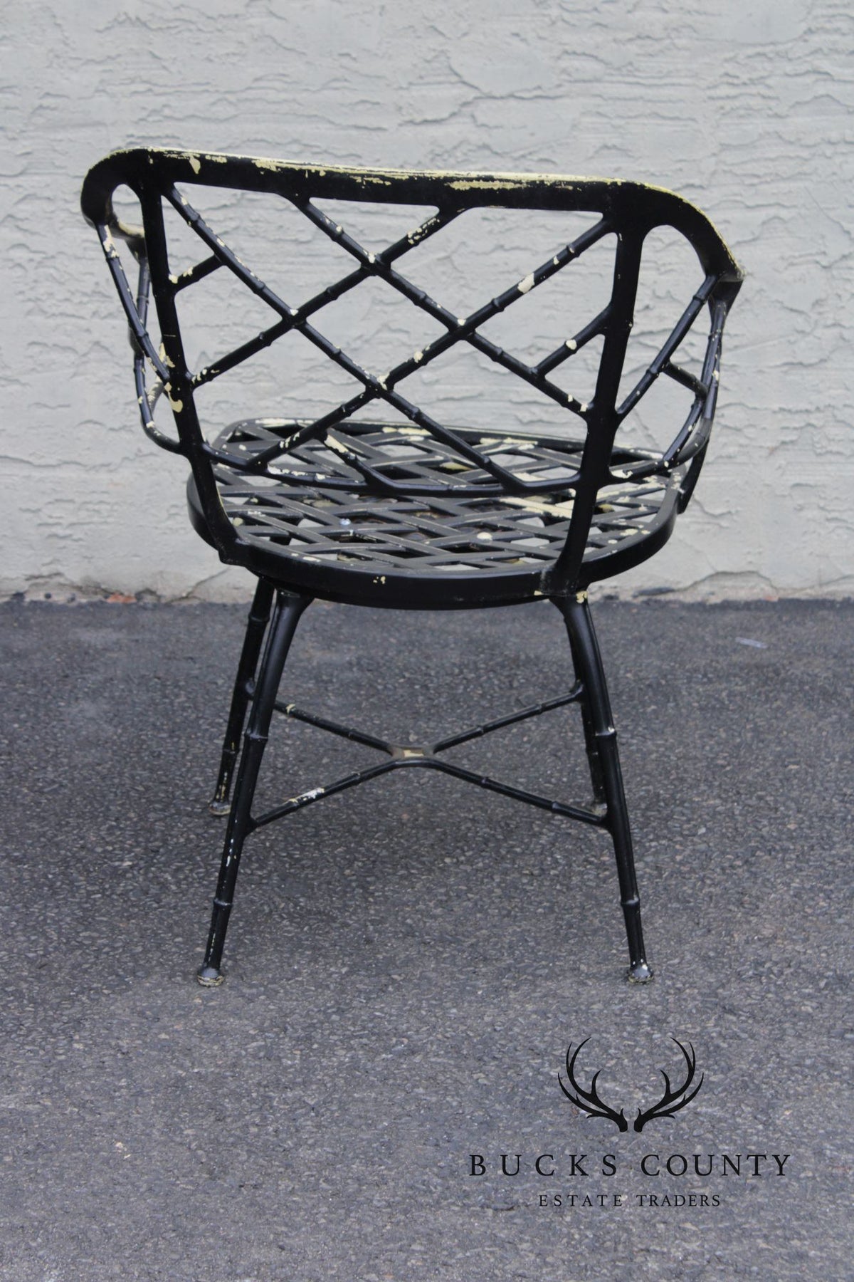 Brown Jordan Pair of 'Calcutta' Outdoor Patio Swivel Armchairs