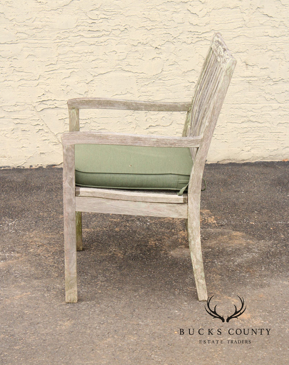 Gloster Teak Outdoor Patio Dining Table With Four Chairs