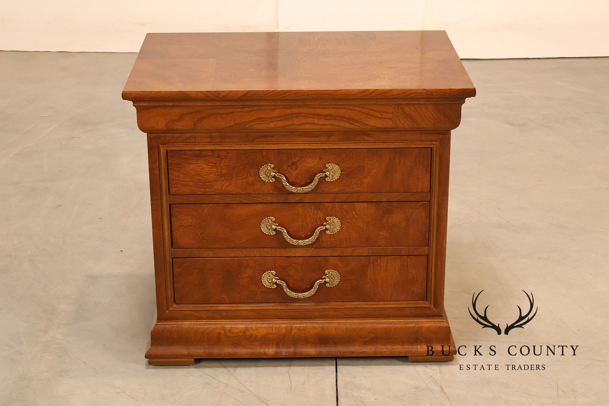 Henredon 'Charles X' Pair of Burlwood Nightstands