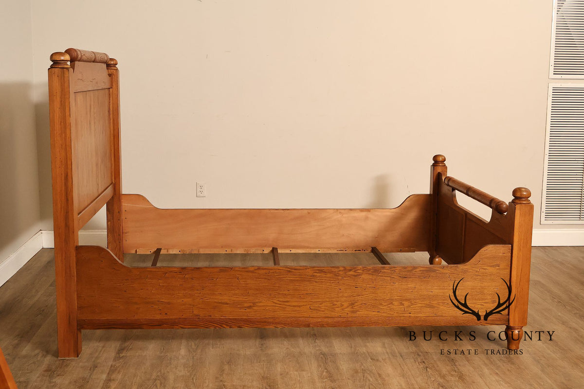 Broyhill Attic Heirlooms Country Style Queen Oak Bed Frame