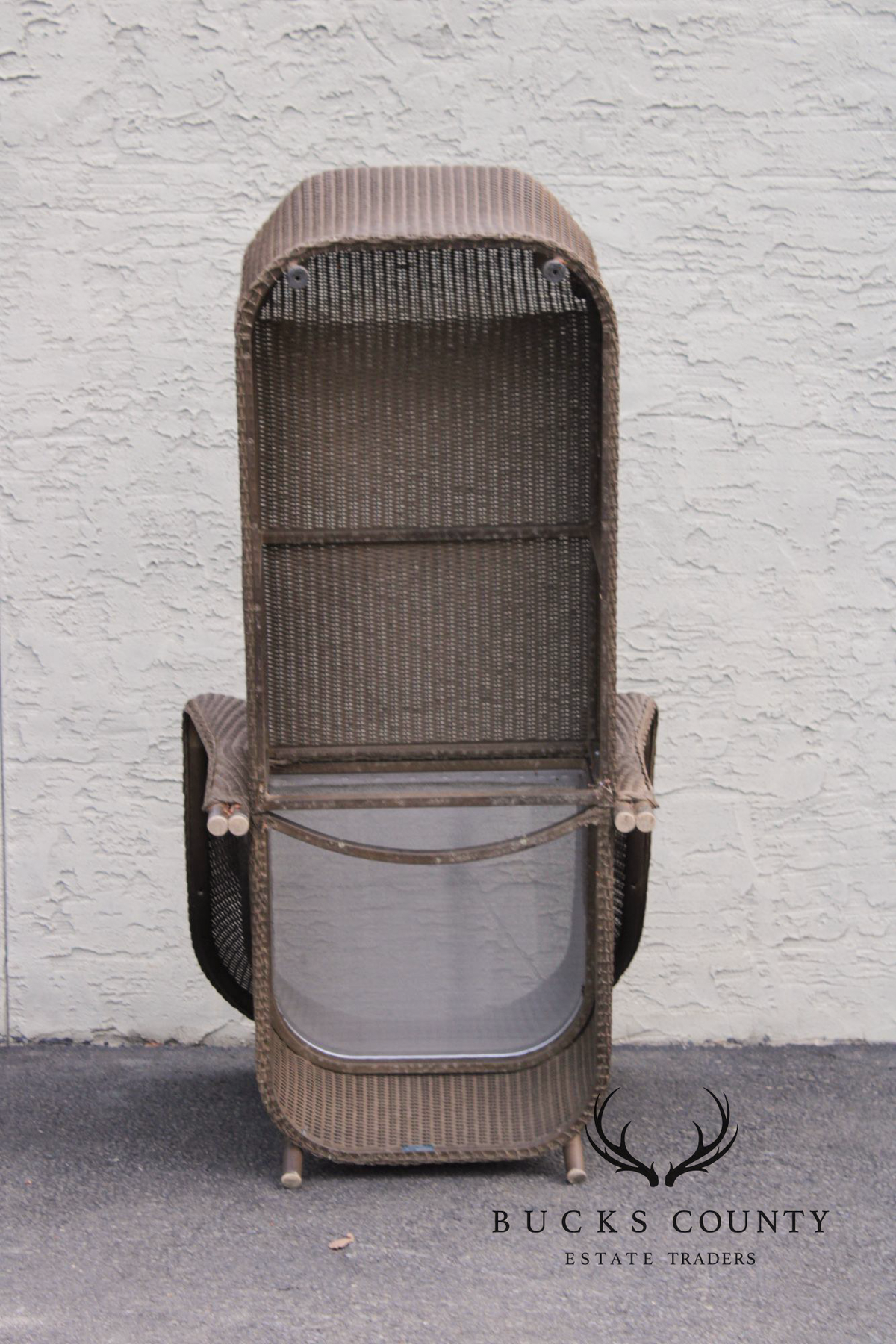 Lloyd Loom Wicker Outdoor Chaise Lounge