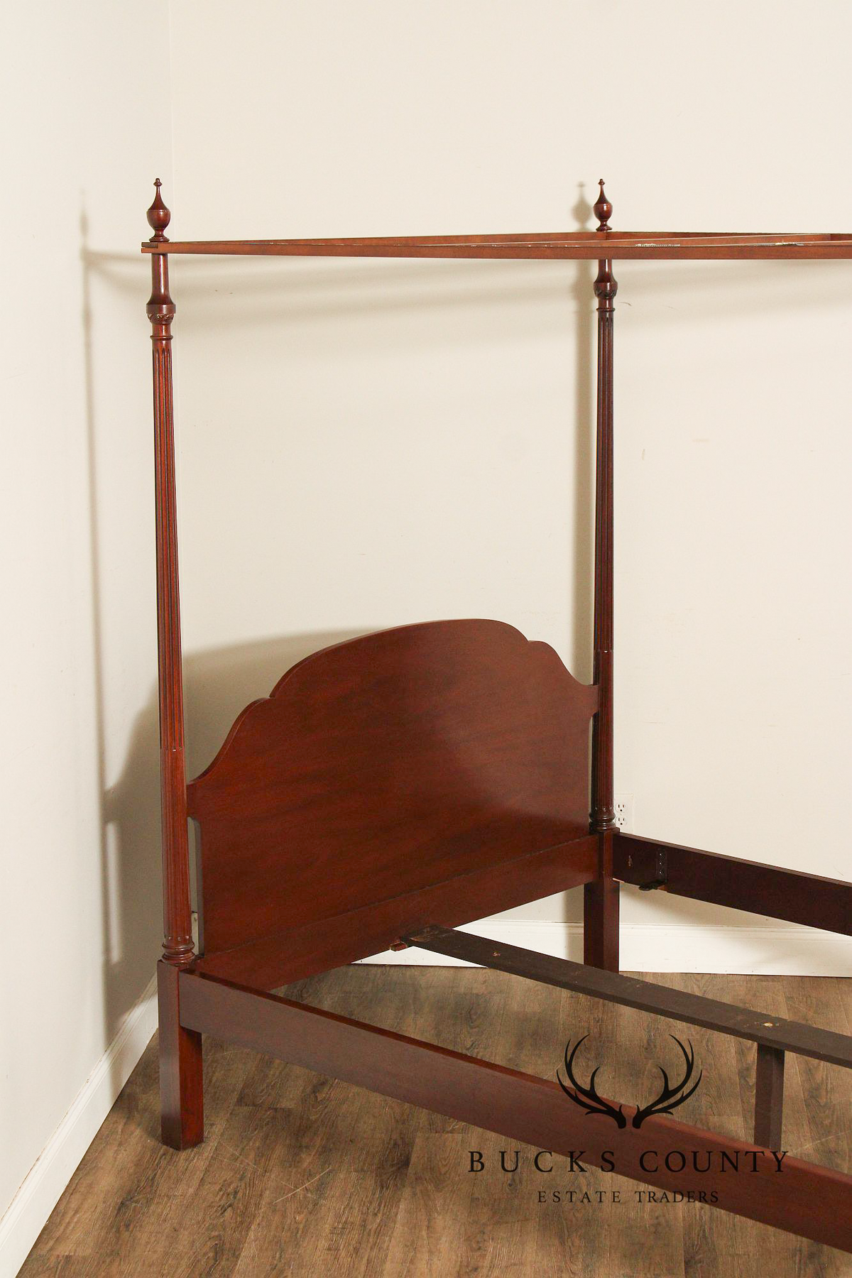 Baker Furniture Mahogany Queen Canopy Bed