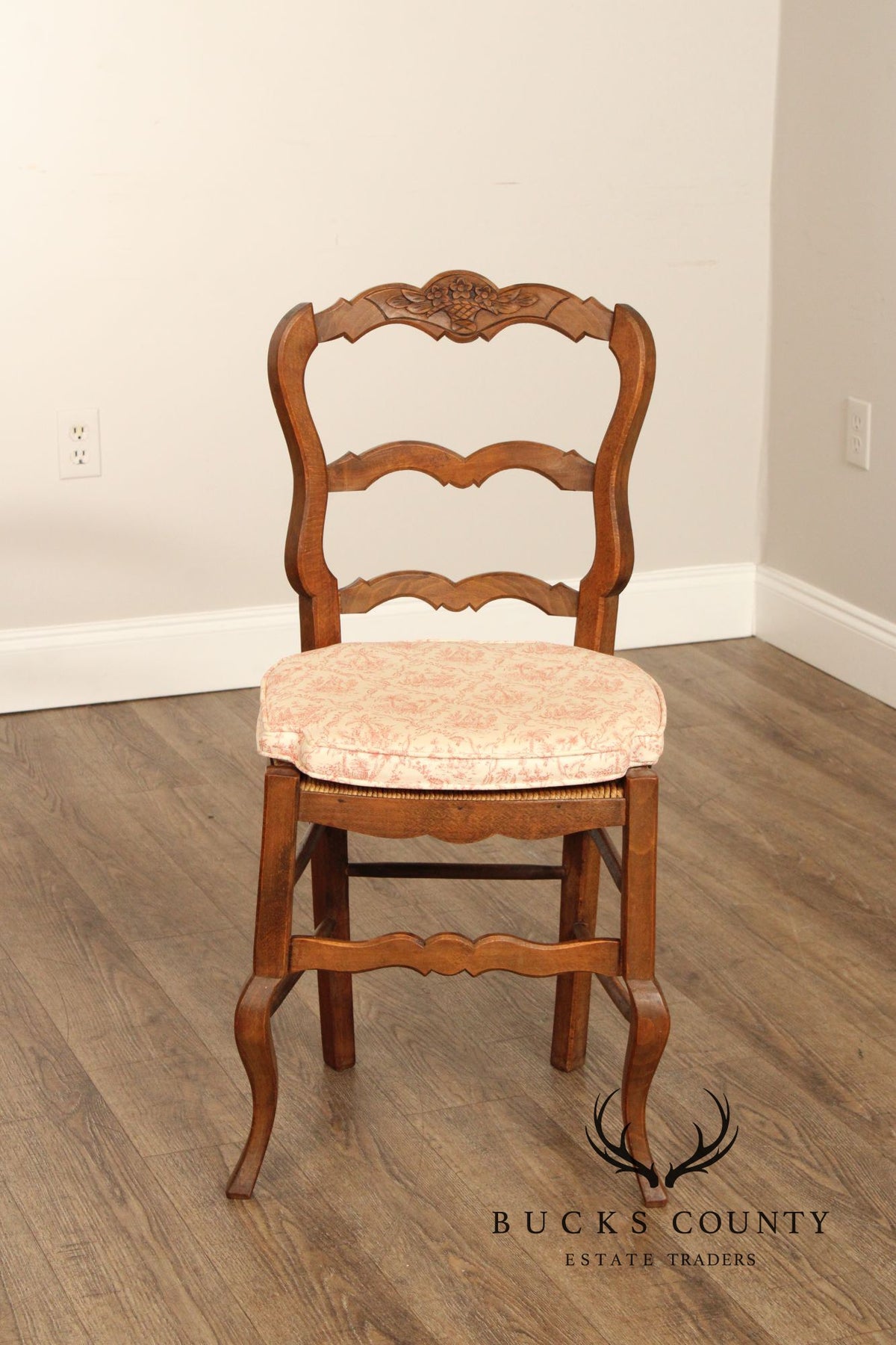 French Provincial Set Of 10 Rush Seat Dining Chairs