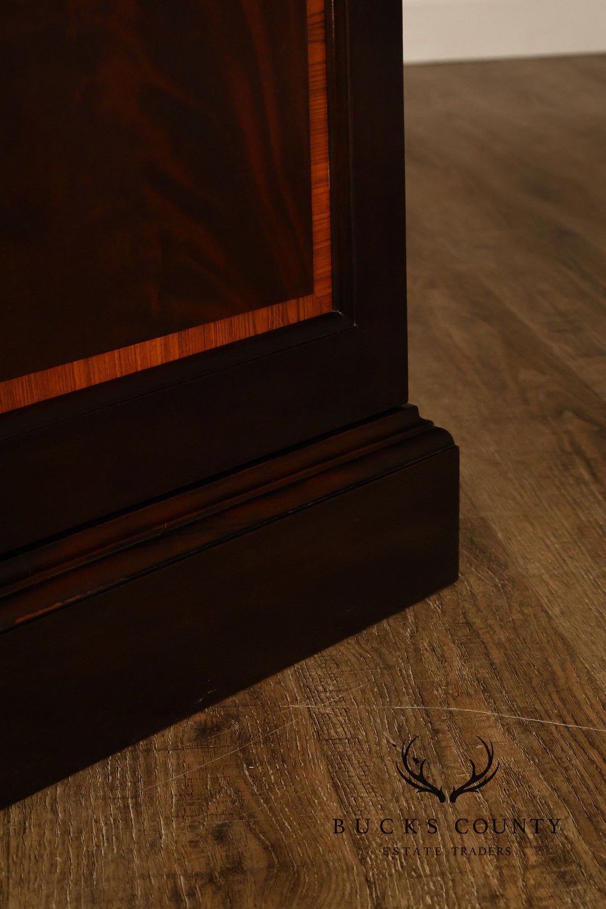 Stickley Georgian Style Mahogany Breakfront China Cabinet