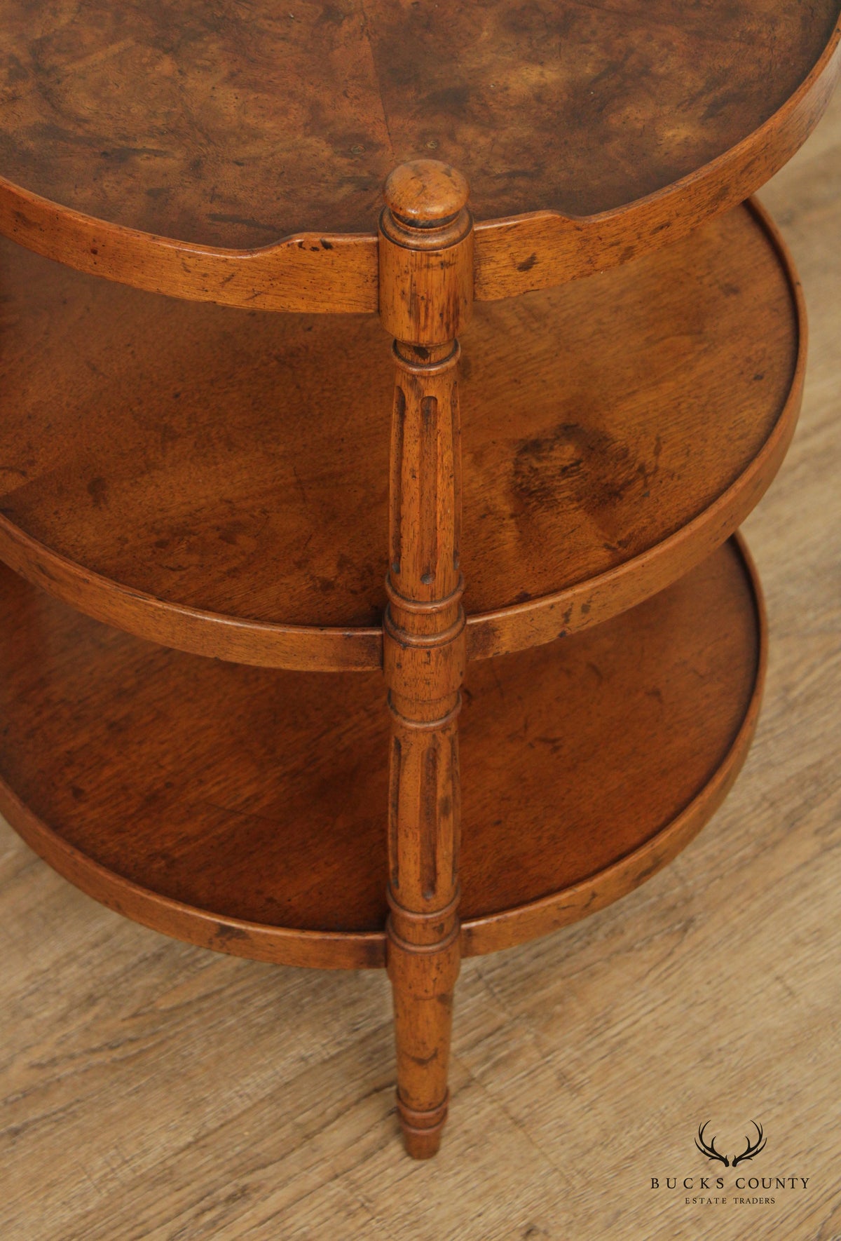 Heritage Vintage Louis XVI Style Burl Walnut Three Tier Etagere