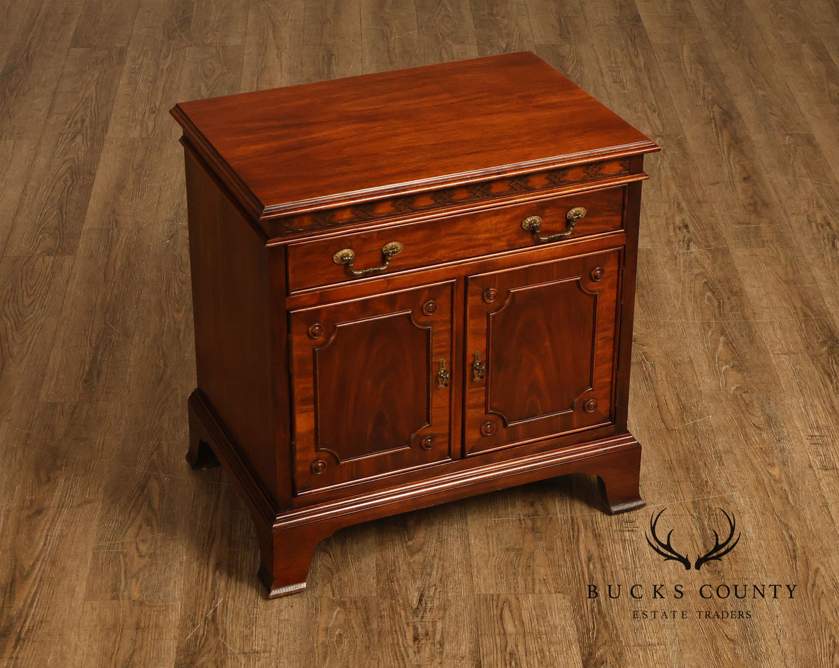 Century Furniture Georgian Style Mahogany Nightstand