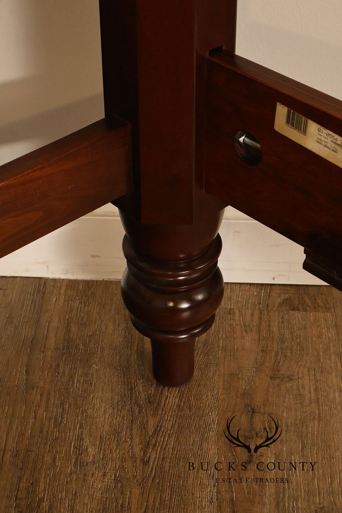 Lexington Furniture Carved Mahogany King Four Poster Bed