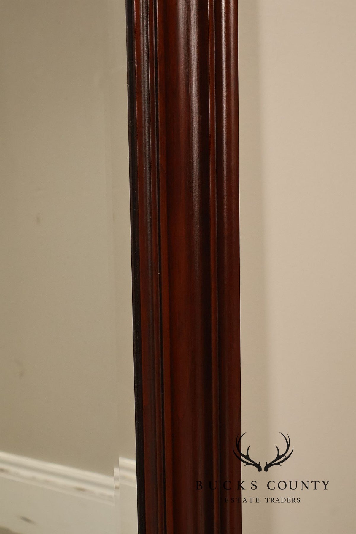 Henkel Harris Traditional Cherry Dresser Mirror