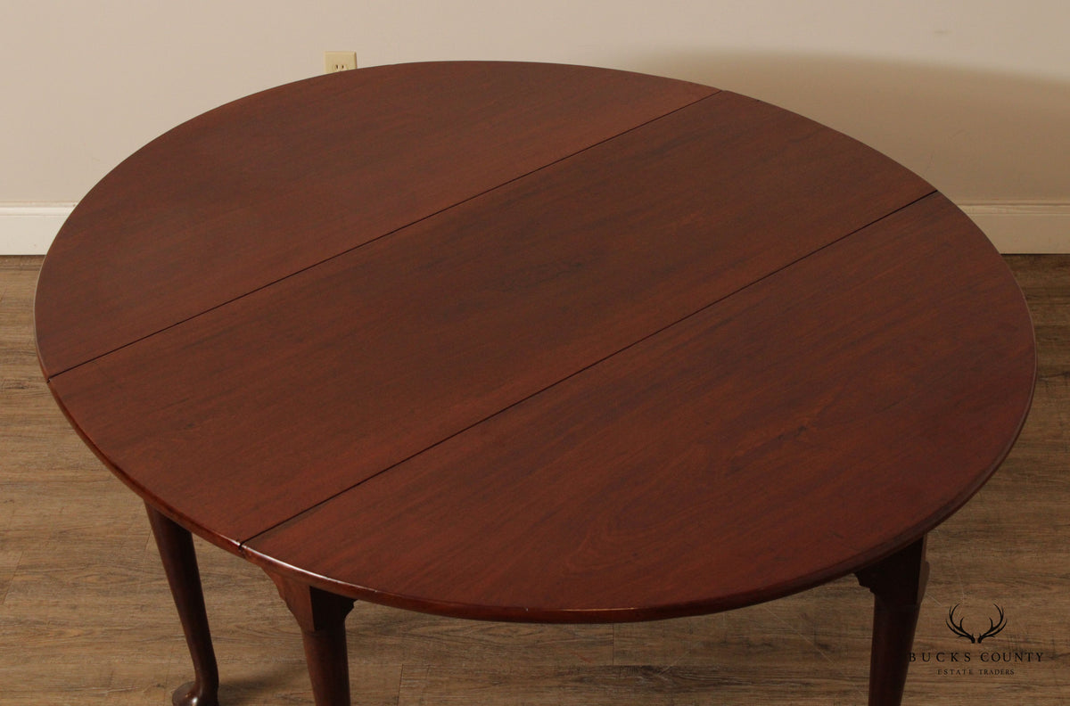 Antique Queen Anne Style Mahogany Gate-Leg Drop-Leaf Dining Table