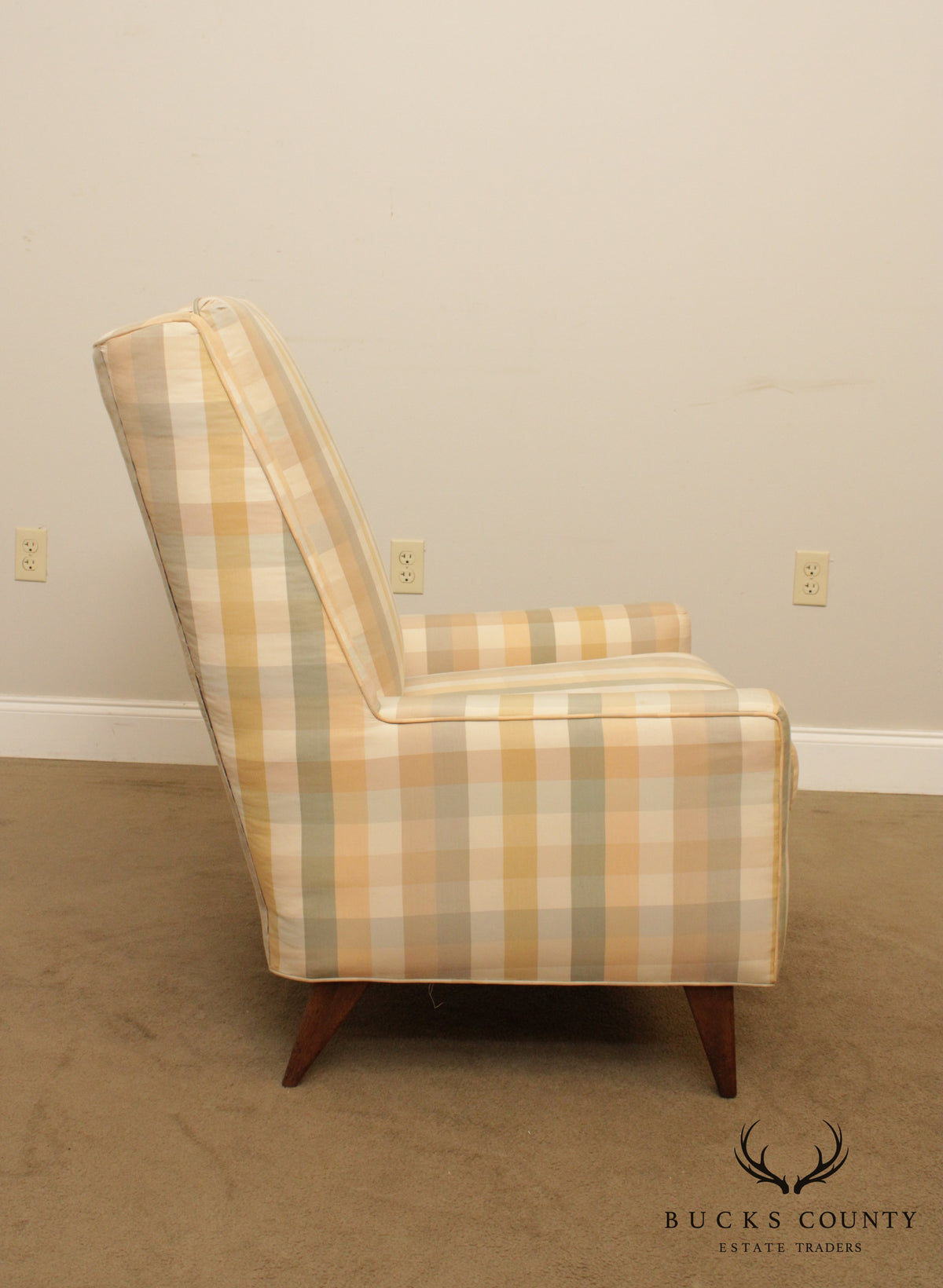 Mid Century Modern Lounge Chair