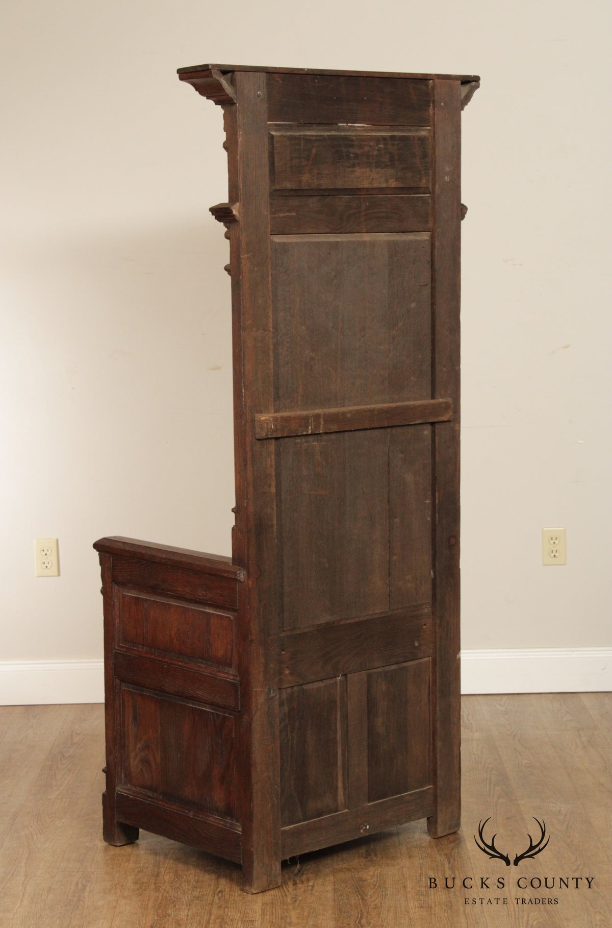 Antique French Renaissance Revival Oak Throne Chair Hall Seat
