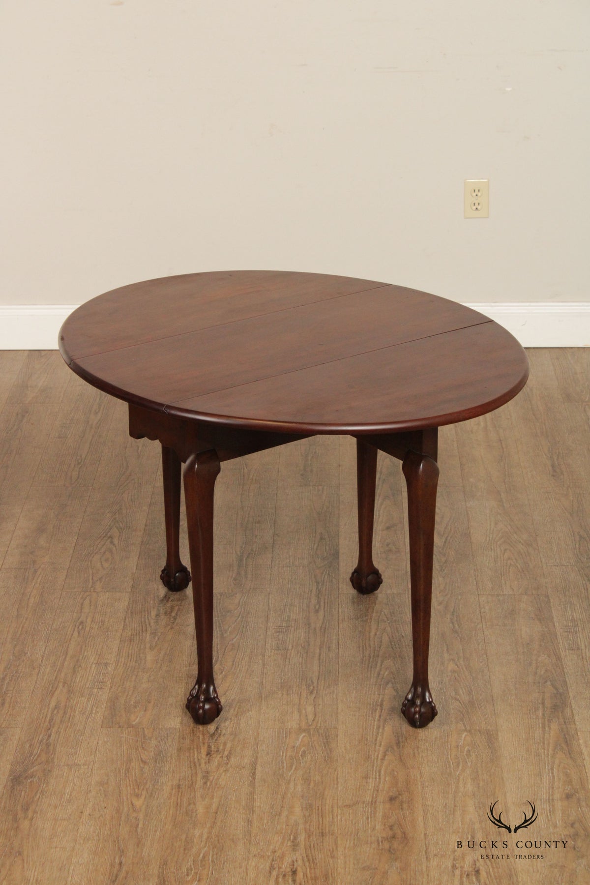 Kittinger Colonial Williamsburg Mahogany Drop-Leaf Table