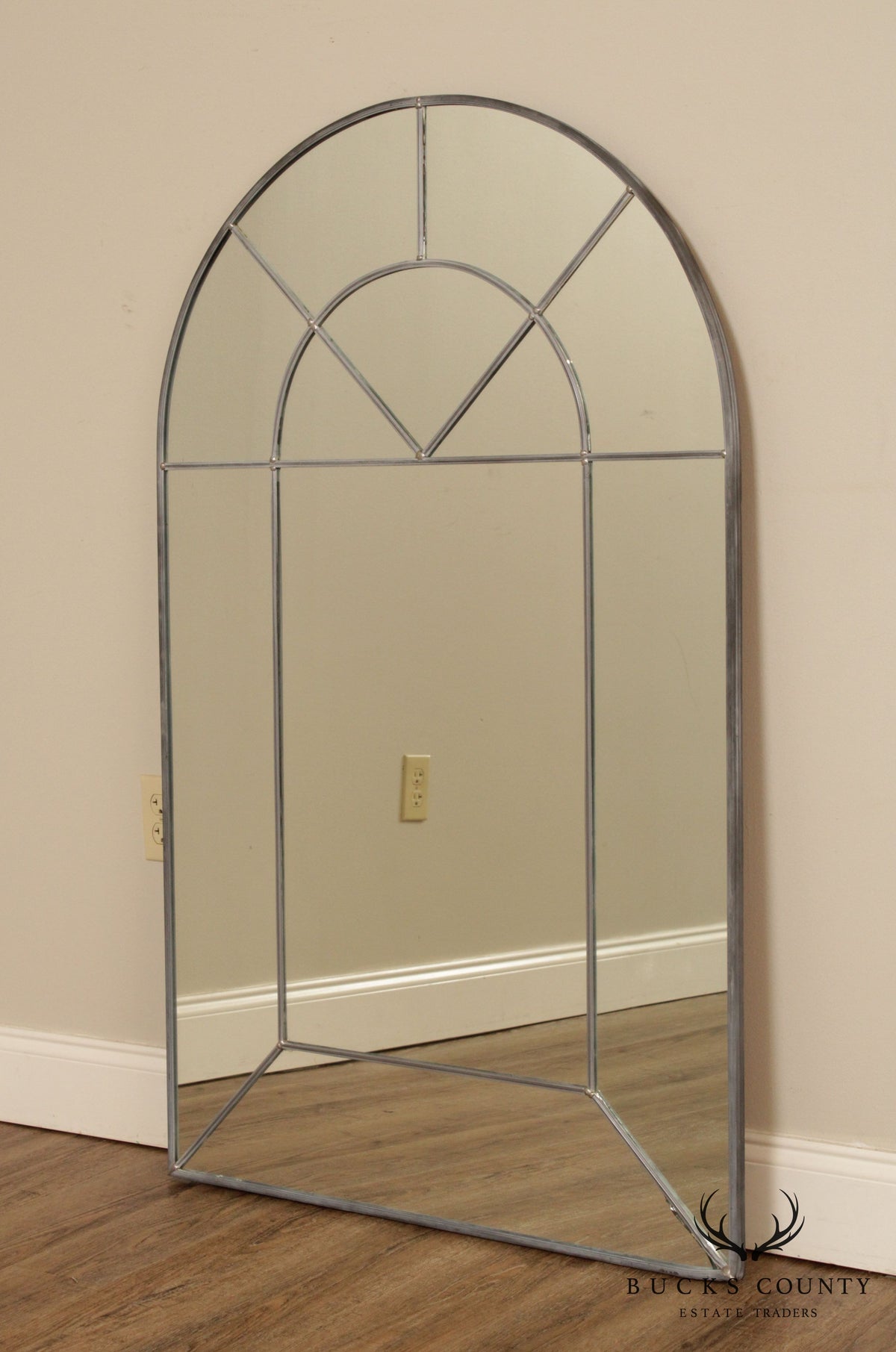 Carol Canner For Carvers Guild 'Colonial Arch' Design Wall Mirror