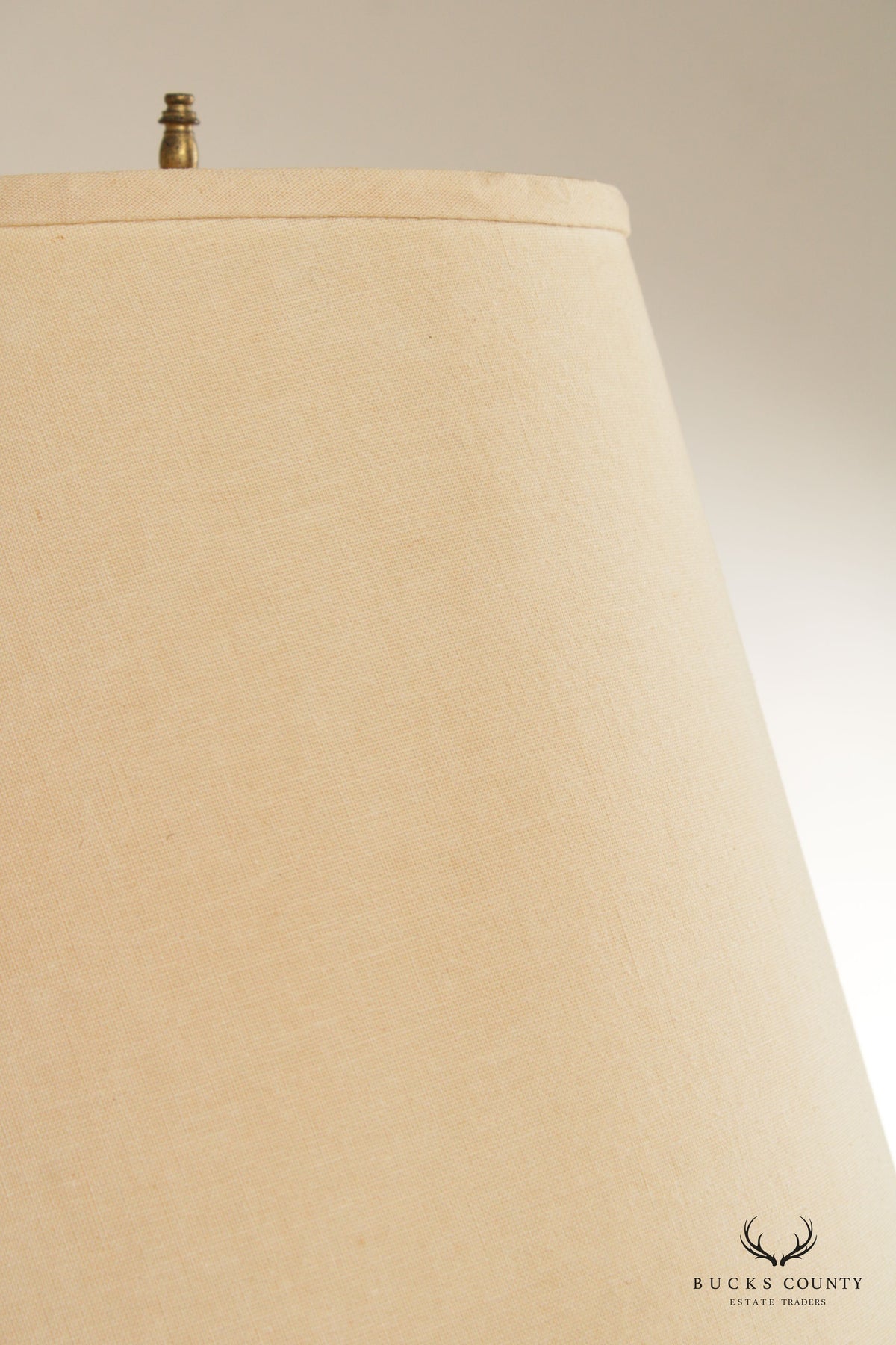 Mid Century Modern Ceramic Vasiform Table Lamp
