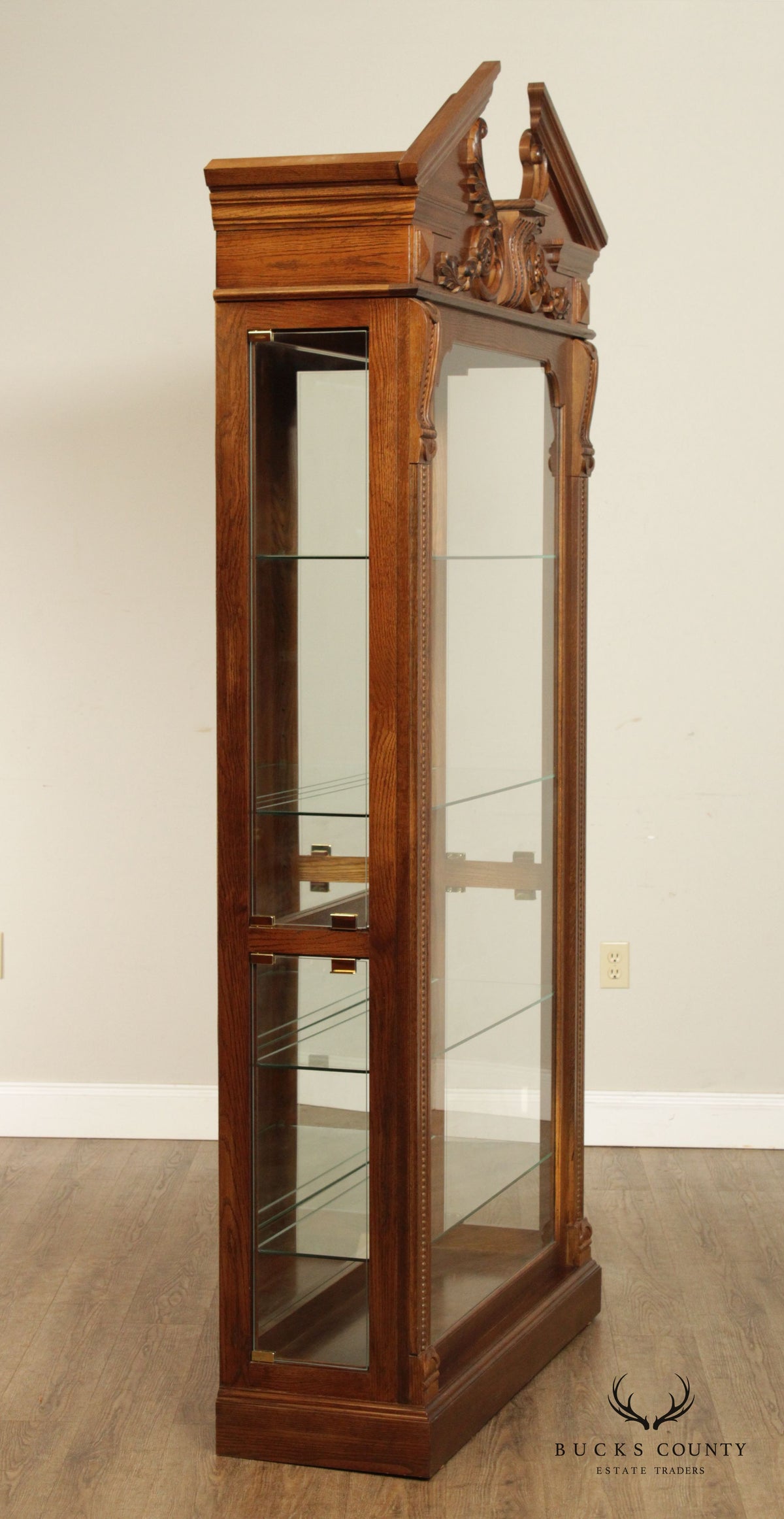 Pulaski Furniture Greek Revival Style Carved Oak Illuminated Display Cabinet