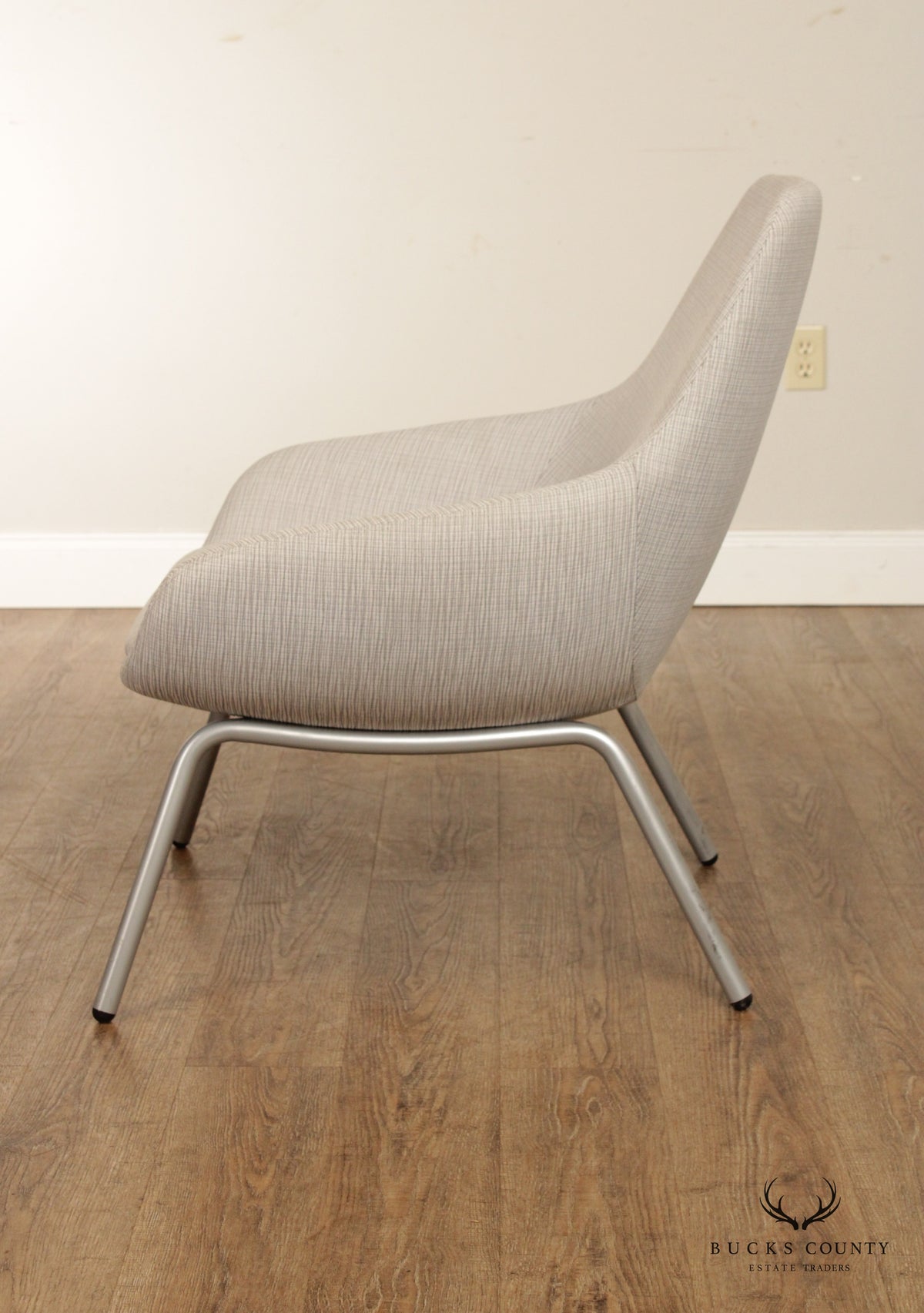 9 to 5 Seating Mid Century Modern Style Pair of 'Lilly' Lounge Chairs